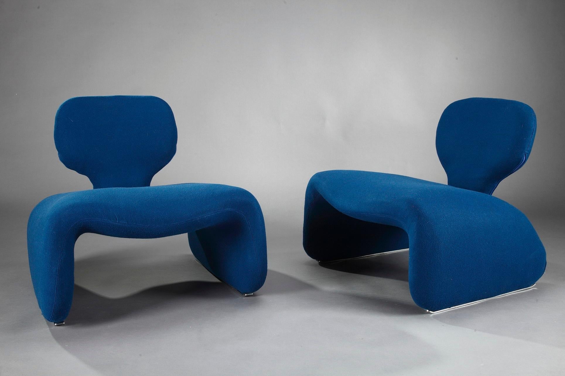 Pair of Vintage Blue Djinn Chairs by Olivier Mourgue for Airborne In Excellent Condition In Paris, FR