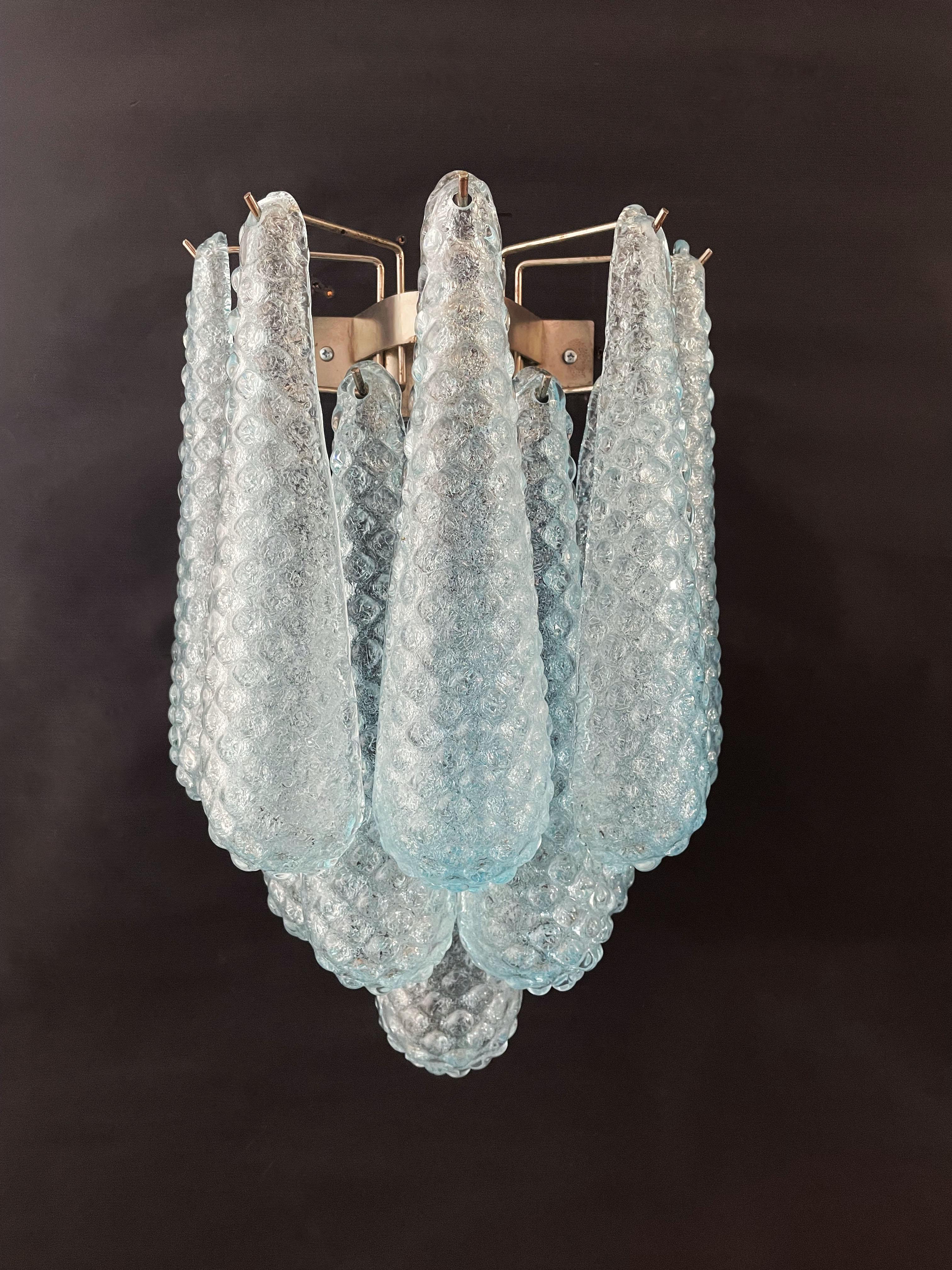Paar vintage blaue Glasblütenblätter Tropfen Wandleuchter (Moderne der Mitte des Jahrhunderts) im Angebot