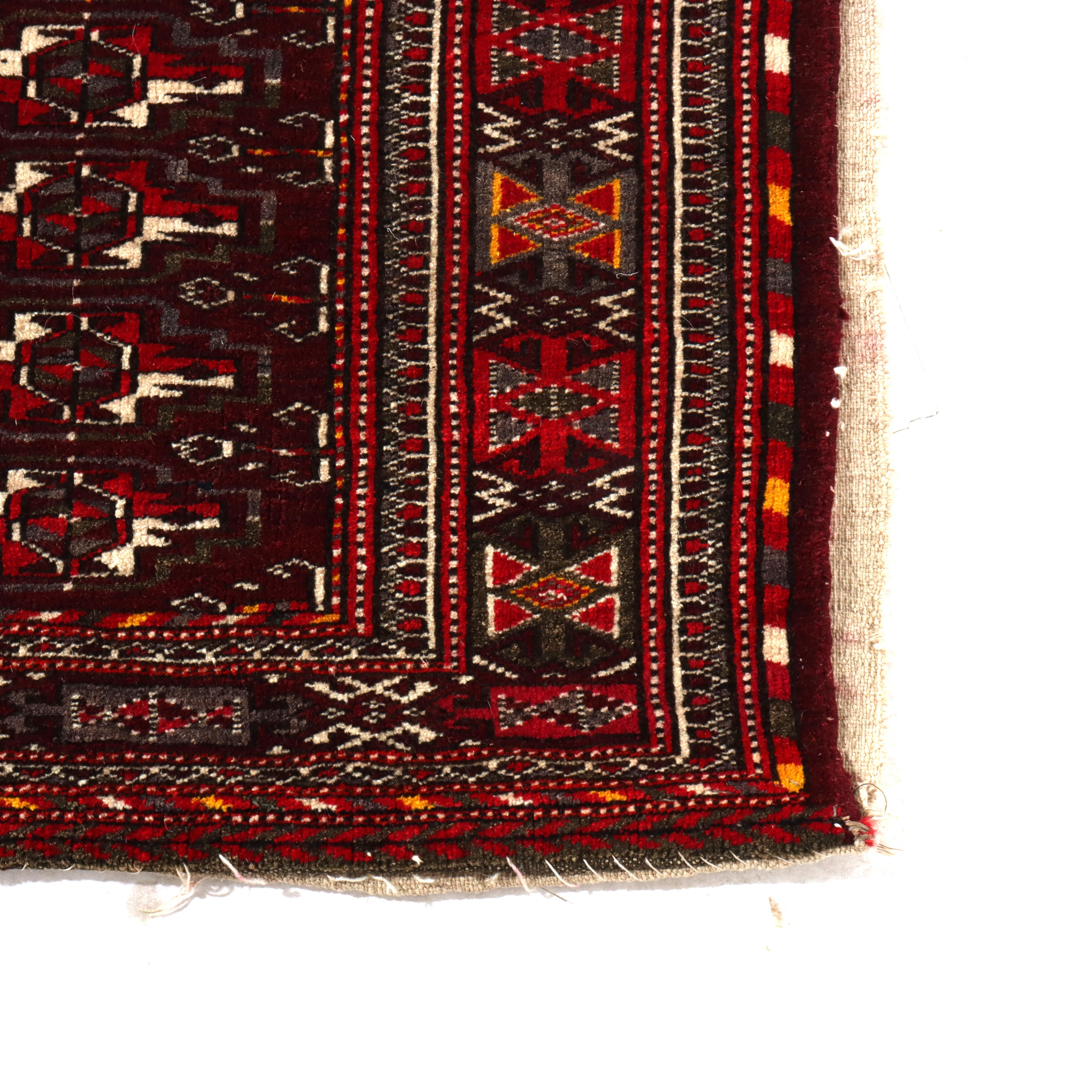 Coppia di tappeti vintage Bokhara Yamut Cuval Large Bag Face C1950 In condizioni buone in vendita a Big Flats, NY