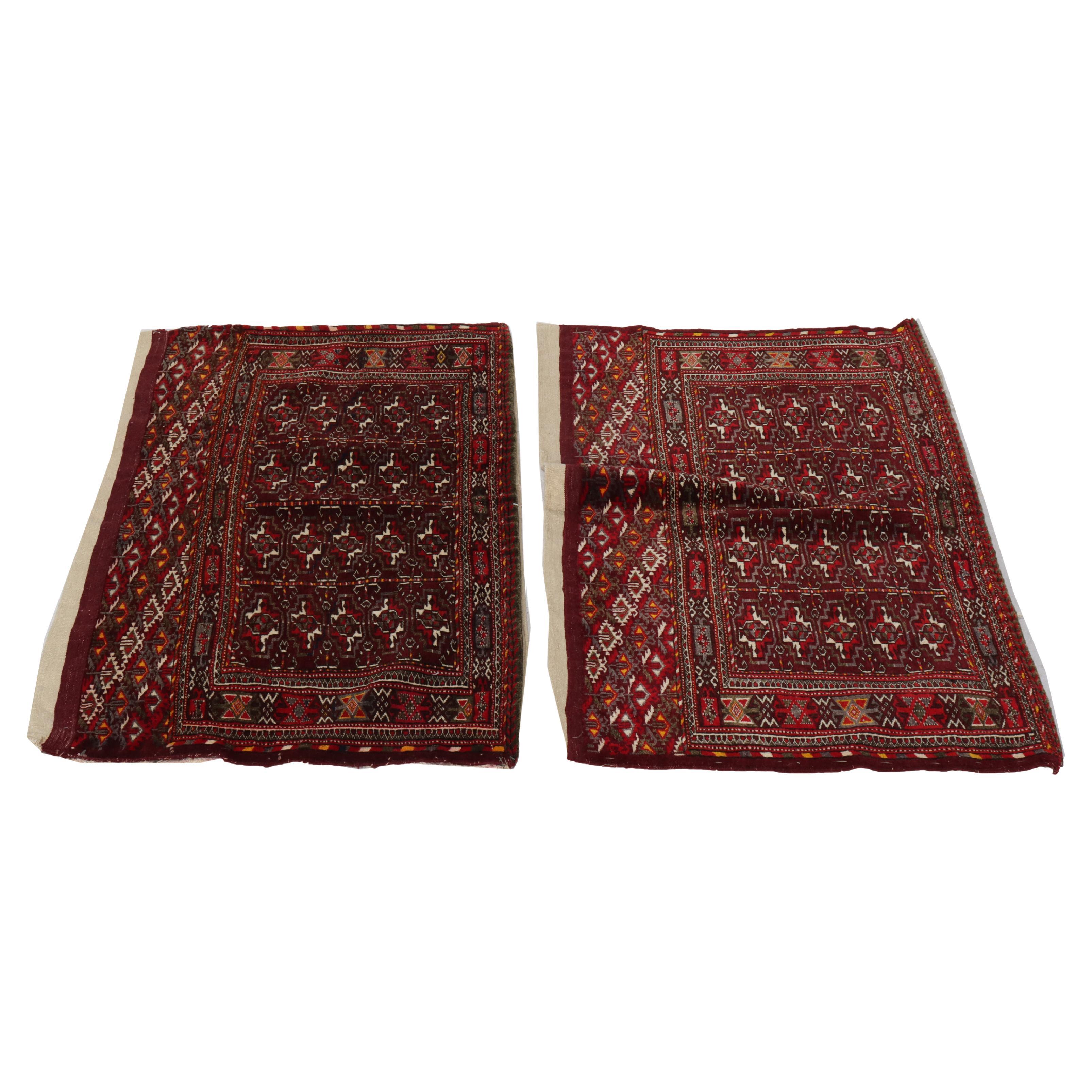 Coppia di tappeti vintage Bokhara Yamut Cuval Large Bag Face C1950 in vendita