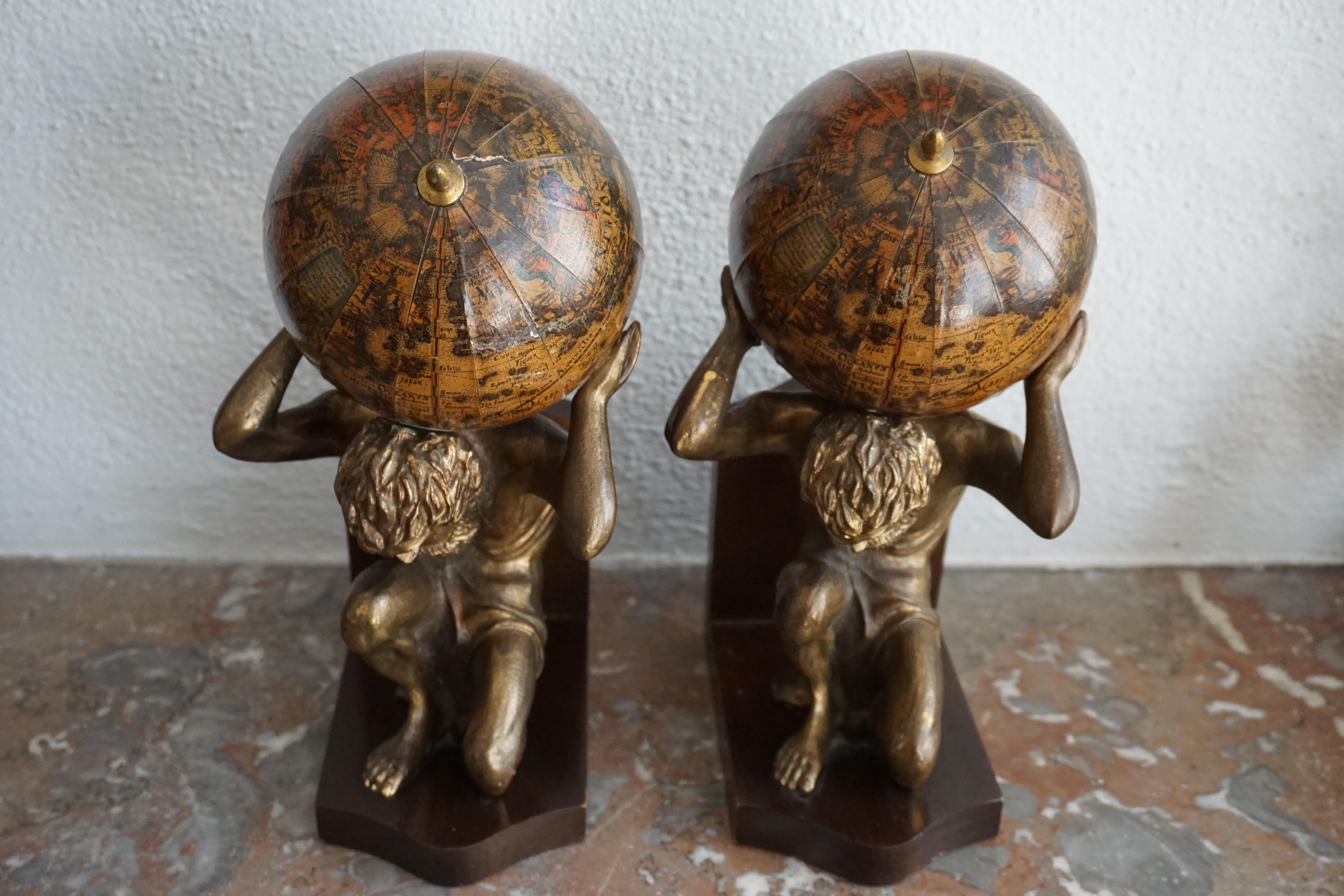 Pair of Vintage Bookends In Good Condition In Antwerp, BE
