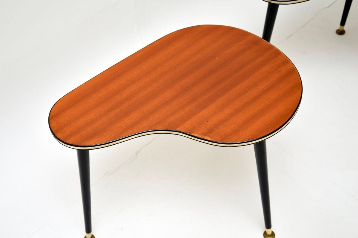 Pareja de mesas auxiliares vintage Boomerang Lacado en venta