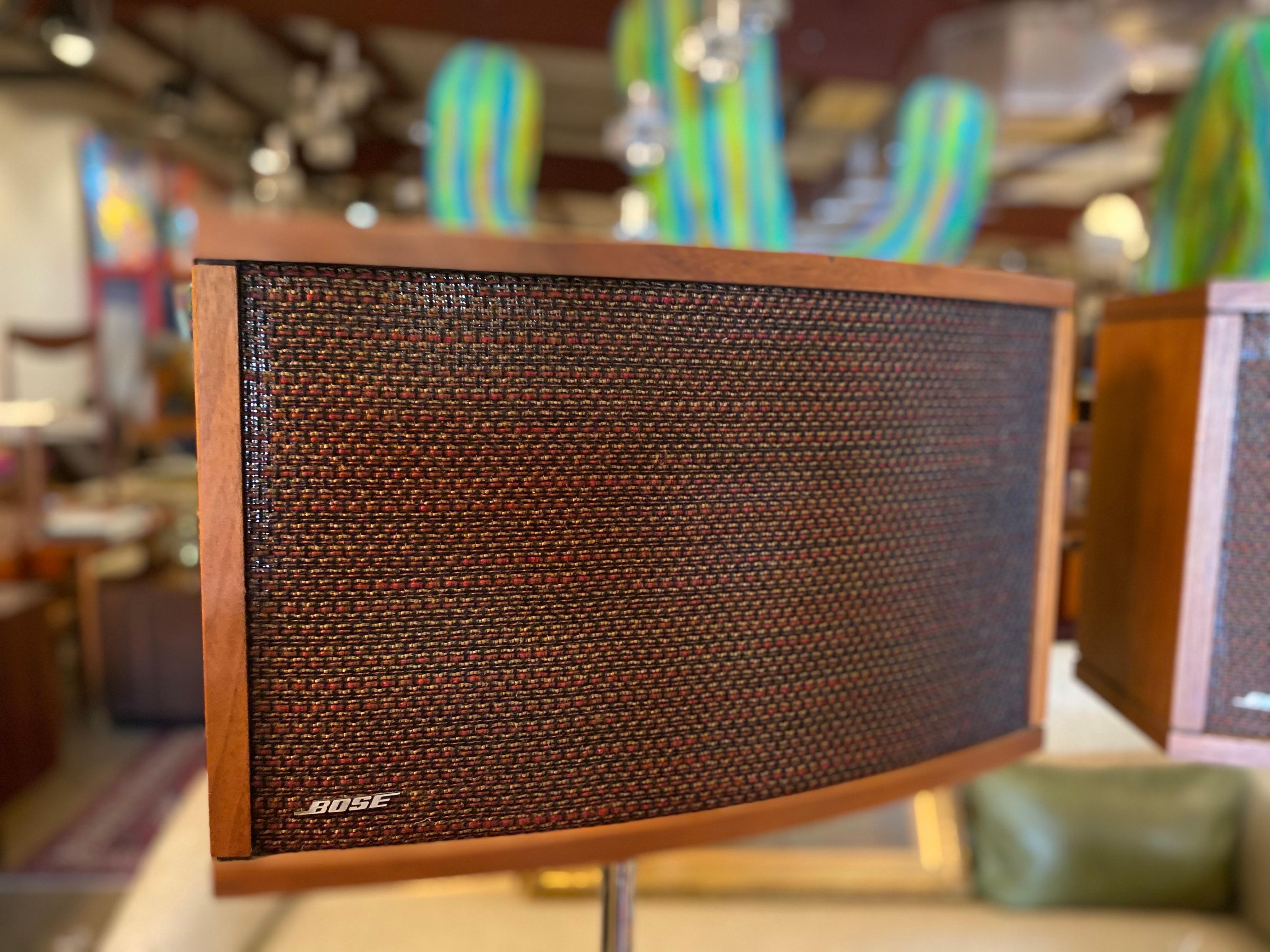 Chrome Pair of Vintage Bose 901 Series III Speakers, 1970s