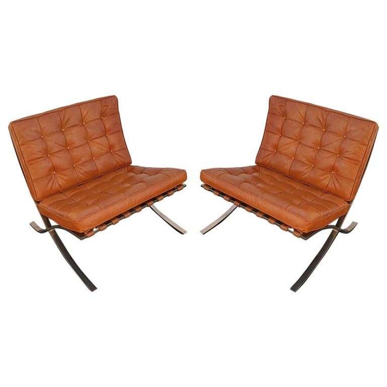 Pair of Vintage Brass Barcelona Chairs designed by Mies van der Rohe for Knoll For Sale at 1stdibs