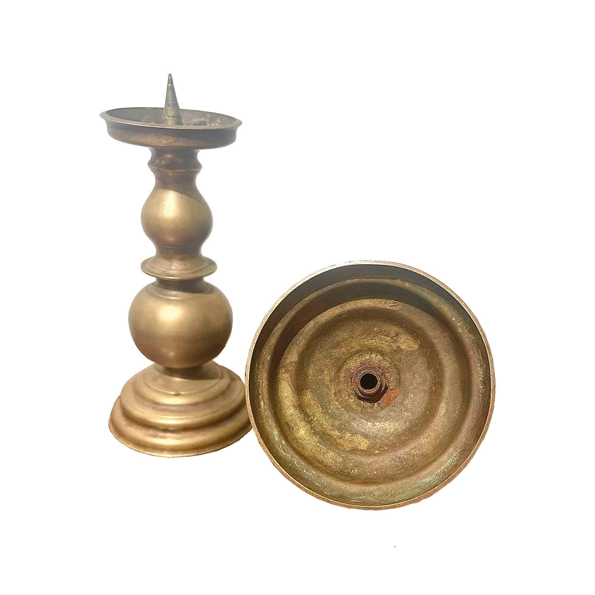 Modern Pair of vintage brass candlesticks For Sale