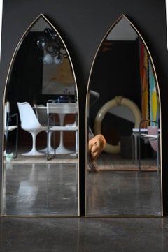 Paire de miroirs cathédrales vintage en laiton, vers 1960
