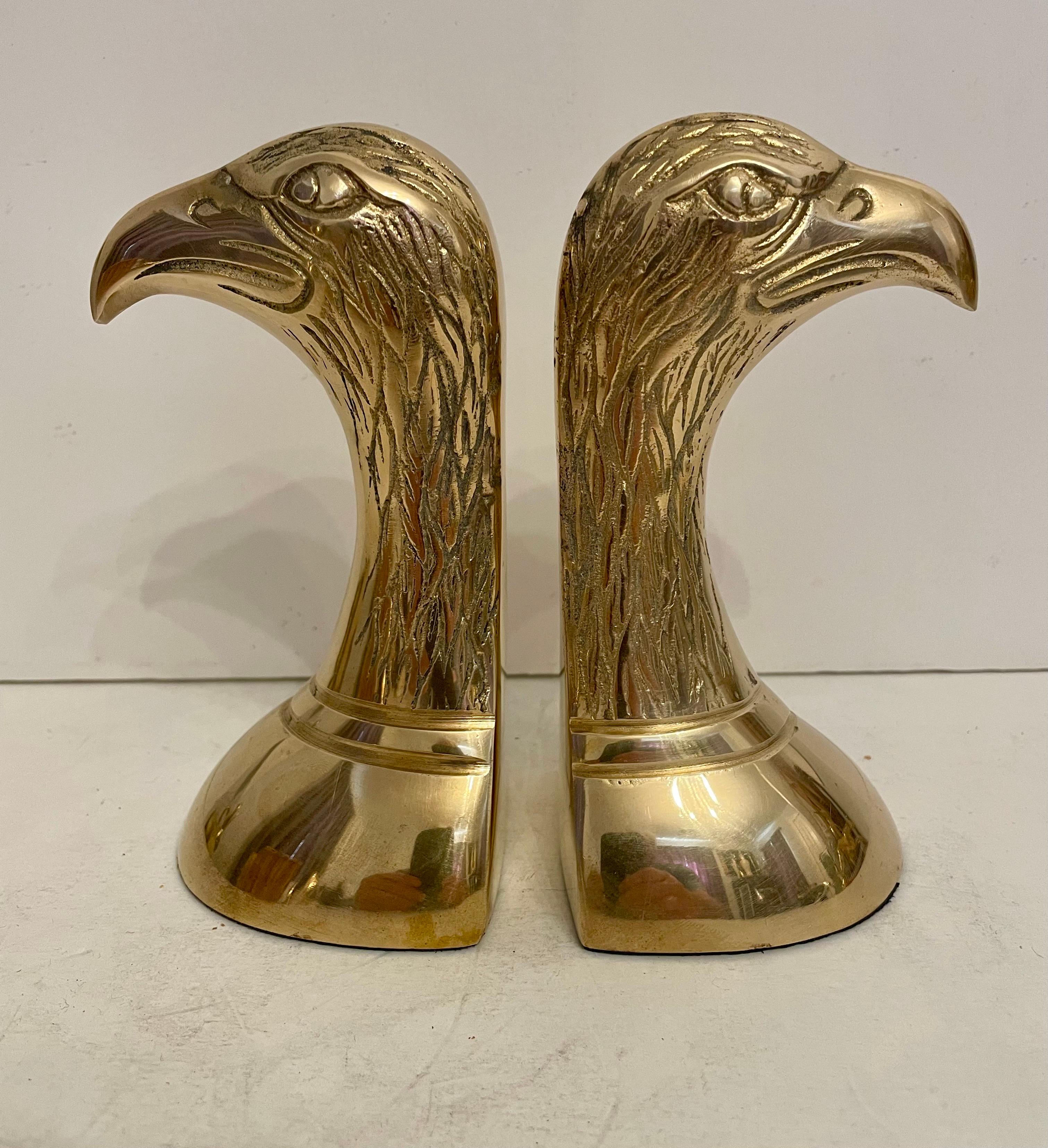 Par de sujetalibros de águila de latón vintage en Bueno estado para la venta en New York, NY