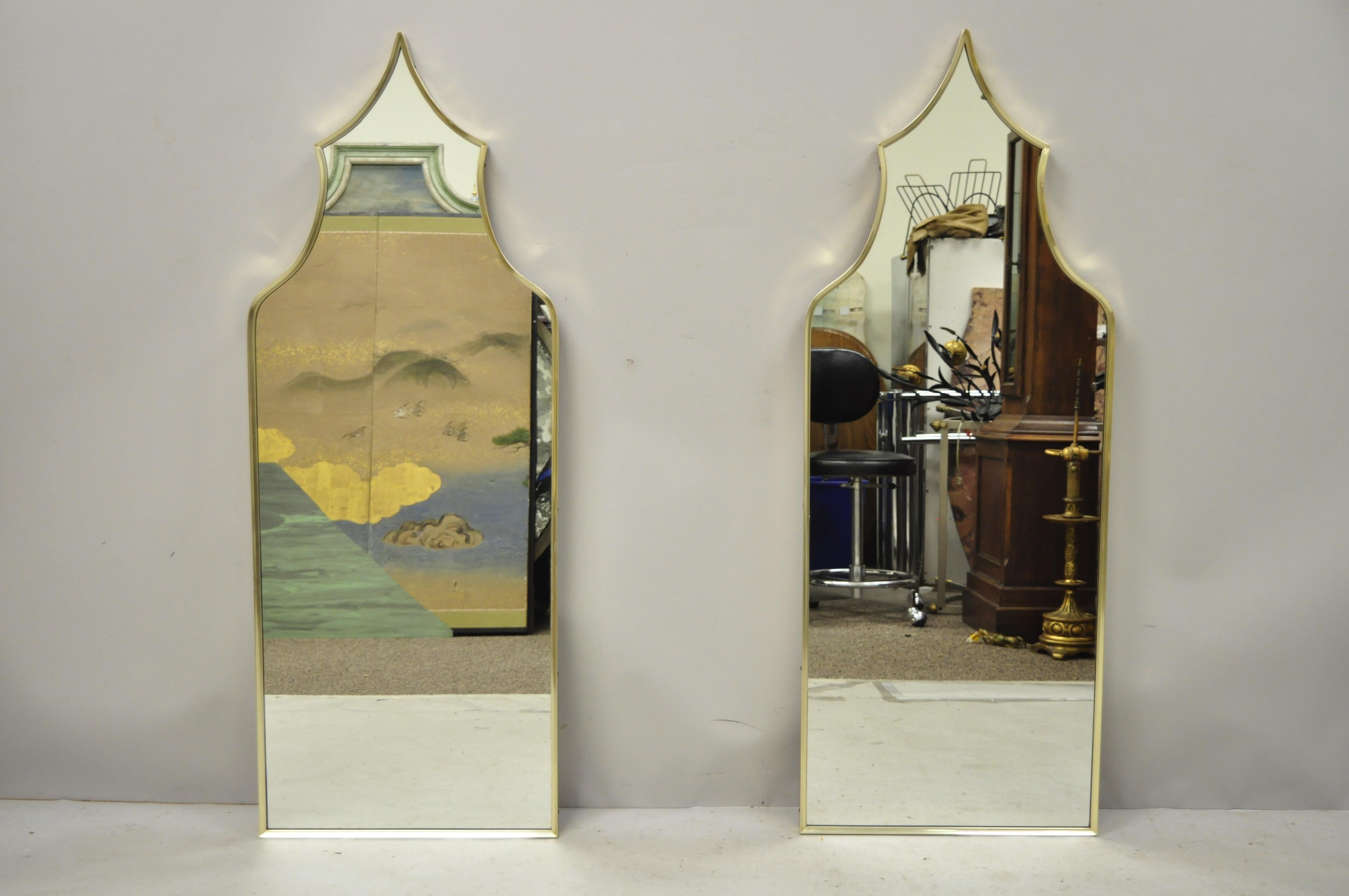 Pair of Vintage Brass Frame Arched Pagoda Keyhole Shaped Italian Wall Mirrors For Sale 3