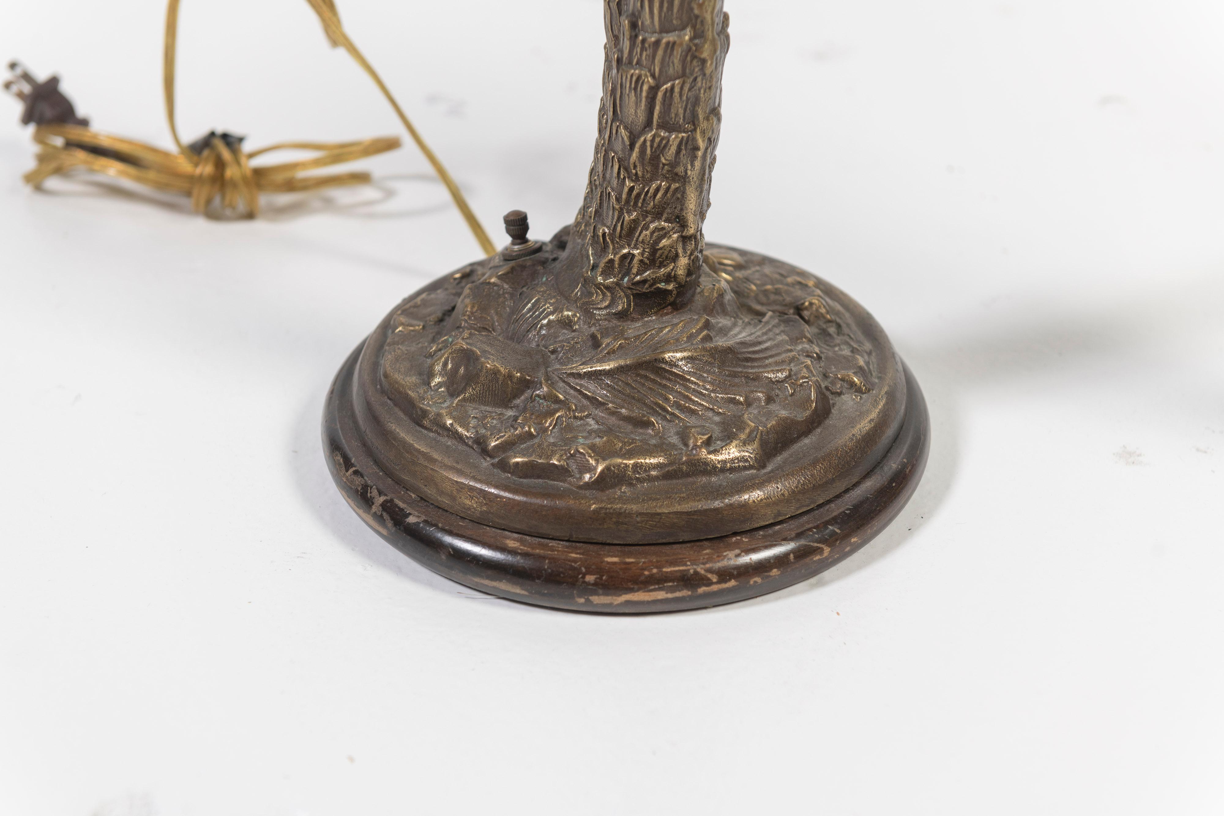 Paire de lampes de bureau vintage en laiton Frederick Cooper, singes dans un palmier en vente 7