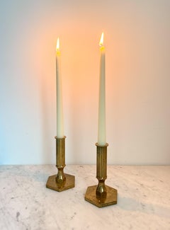 Coppia di candelieri Gusum in ottone vintage di Bernt Karlsson, Svezia, 1980