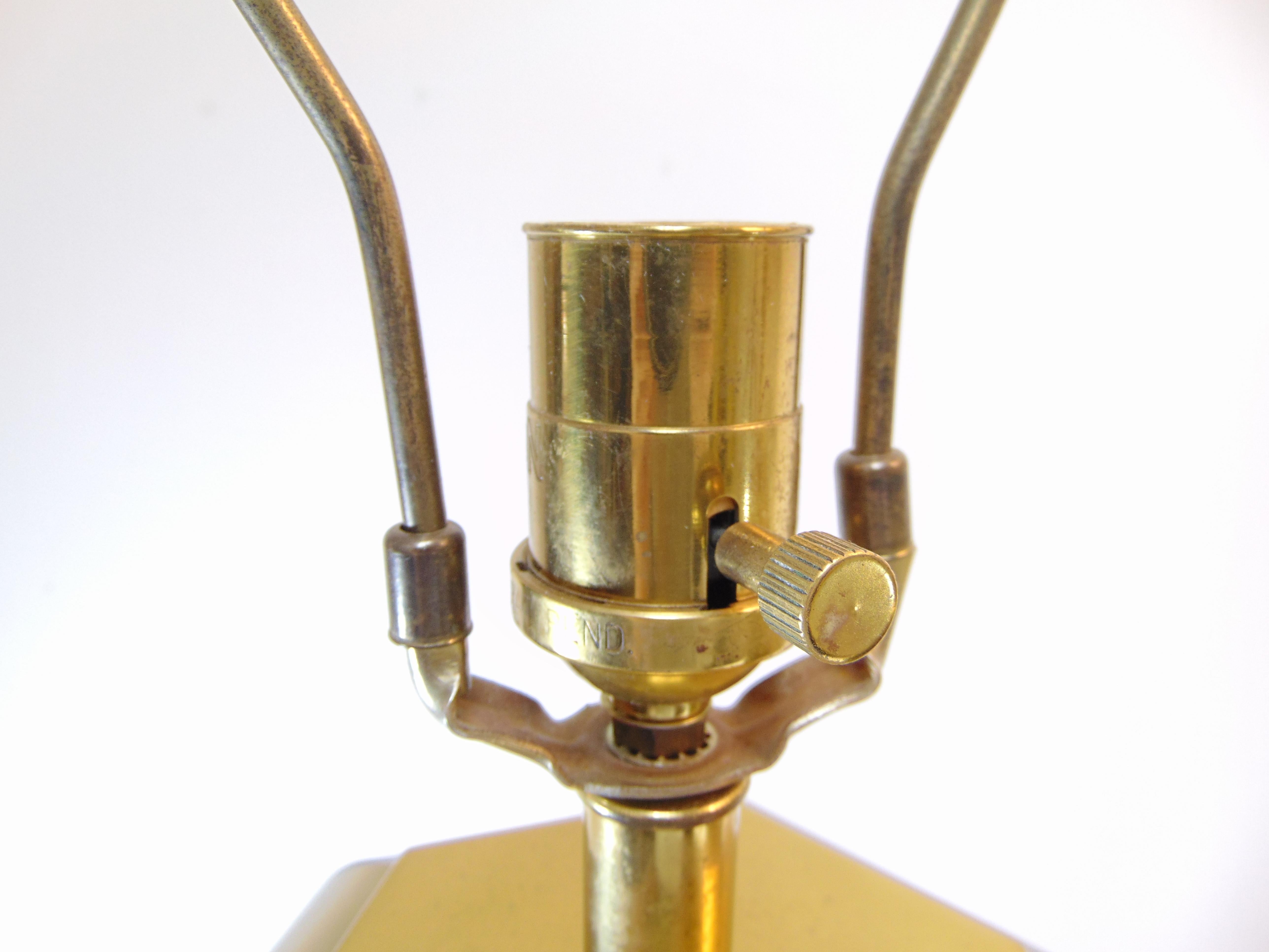 Pair of Vintage Brass Lamps with Lucite Bases by Remington Lamp For Sale 4