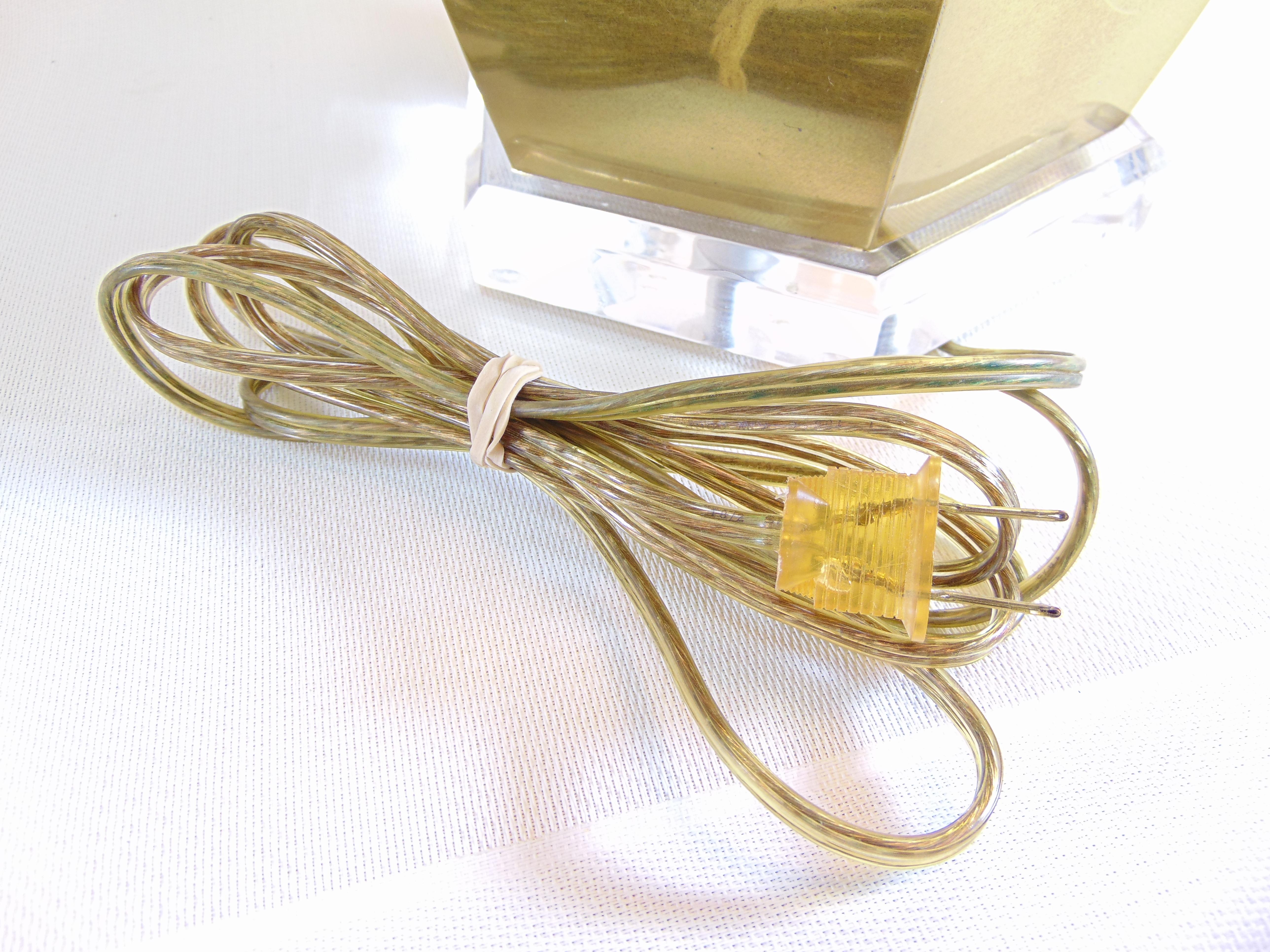 Pair of Vintage Brass Lamps with Lucite Bases by Remington Lamp For Sale 5