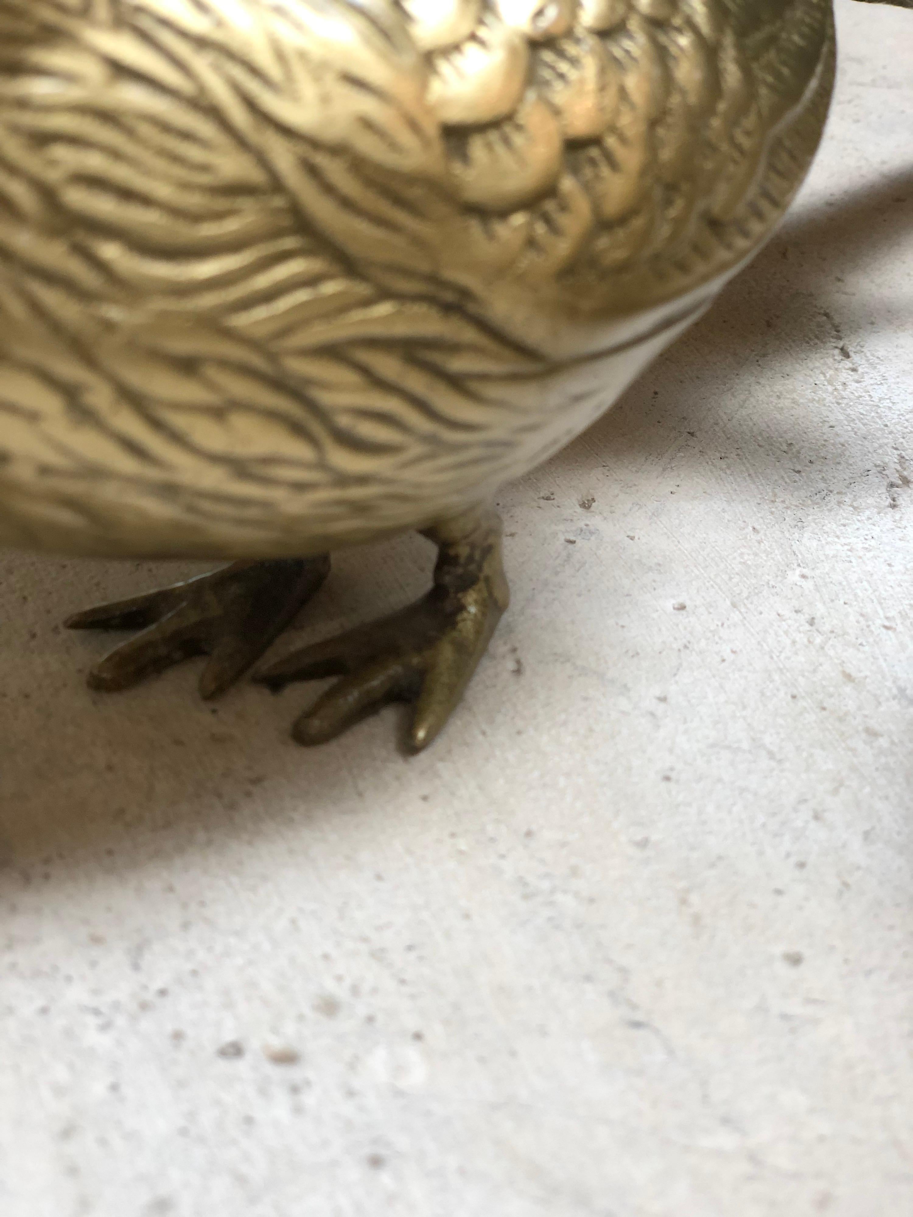 Pair of Vintage Brass Male and Female Birds In Distressed Condition In Los Angeles, CA