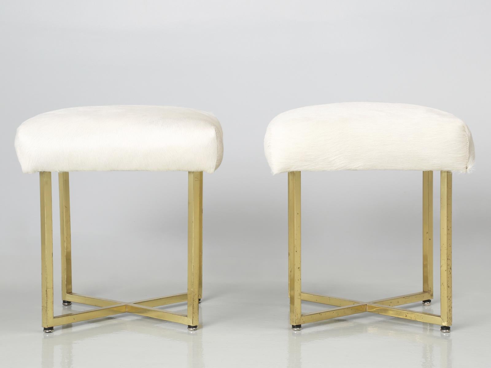 North American Pair of Vintage Brass Stools Attributed to Paul McCobb with Hair on Hide For Sale