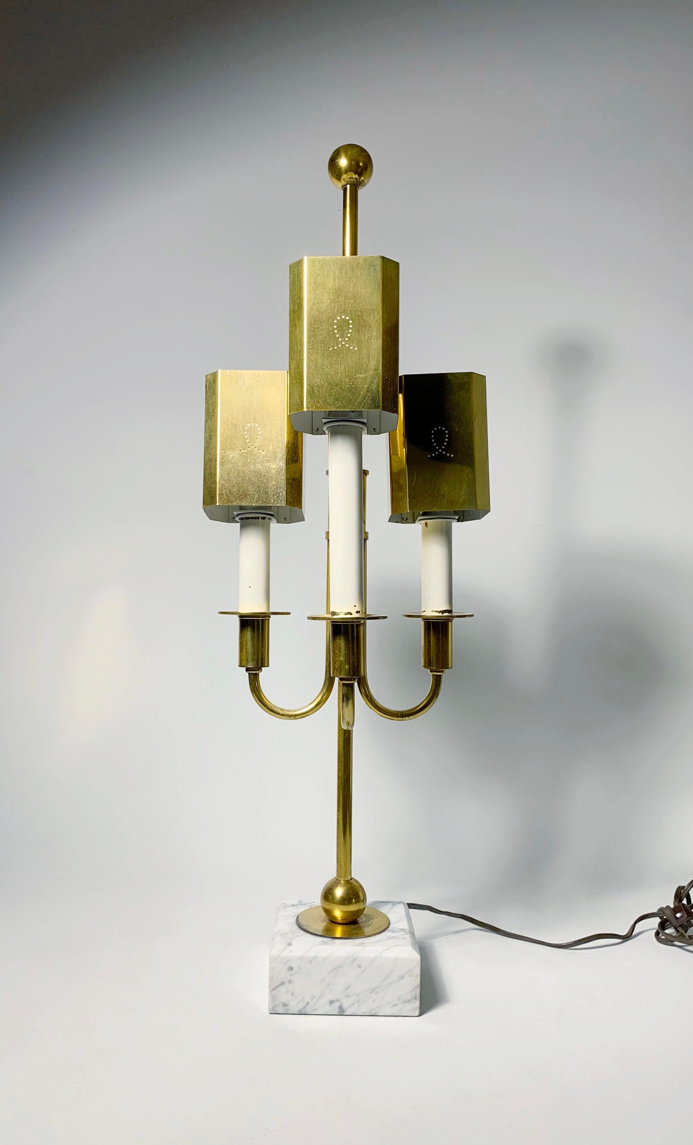 Mid-Century Modern Pair of Vintage Brass Table Lamps in manner of Parzinger For Sale