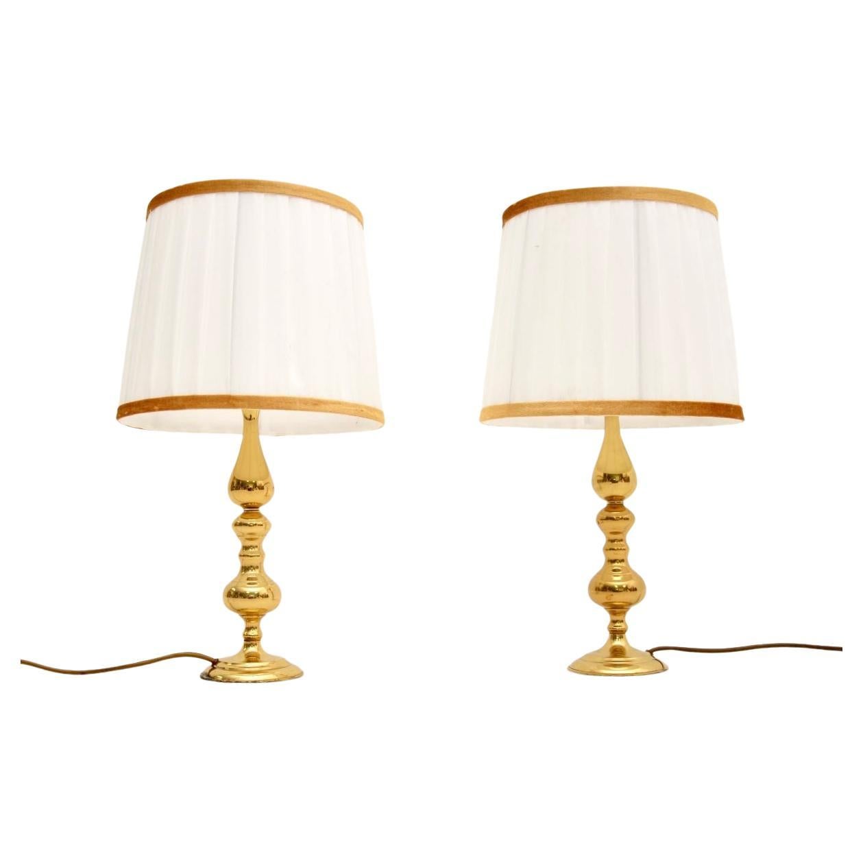 Pair of Vintage Brass Table Lamps For Sale