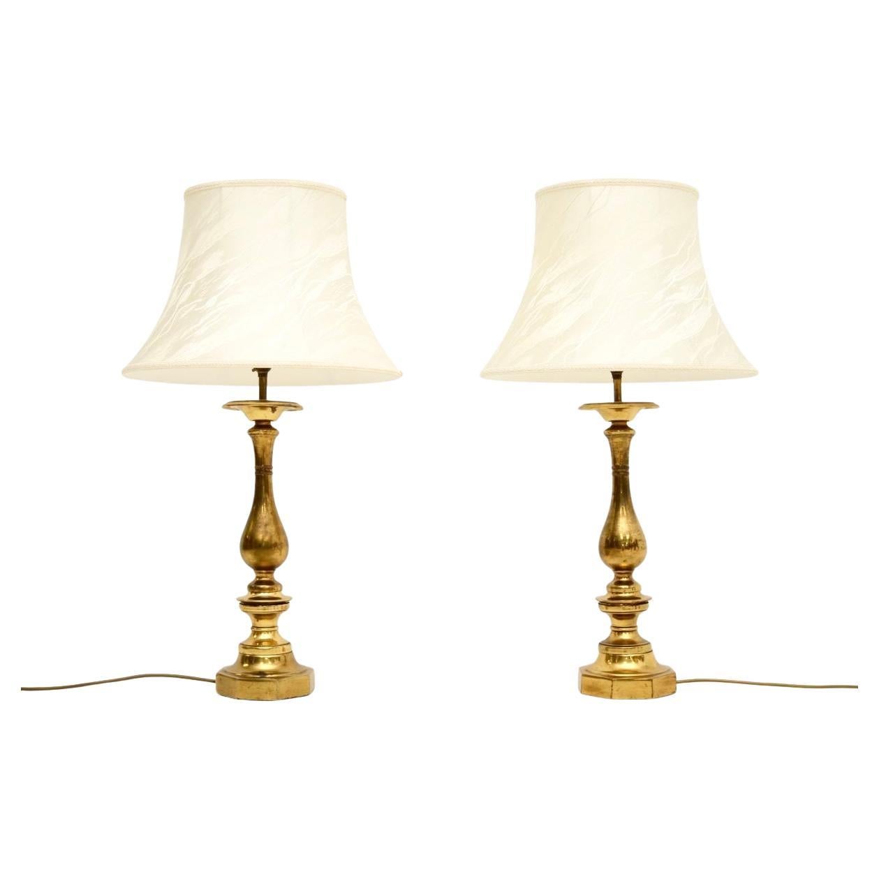Paire de lampes de table en laiton