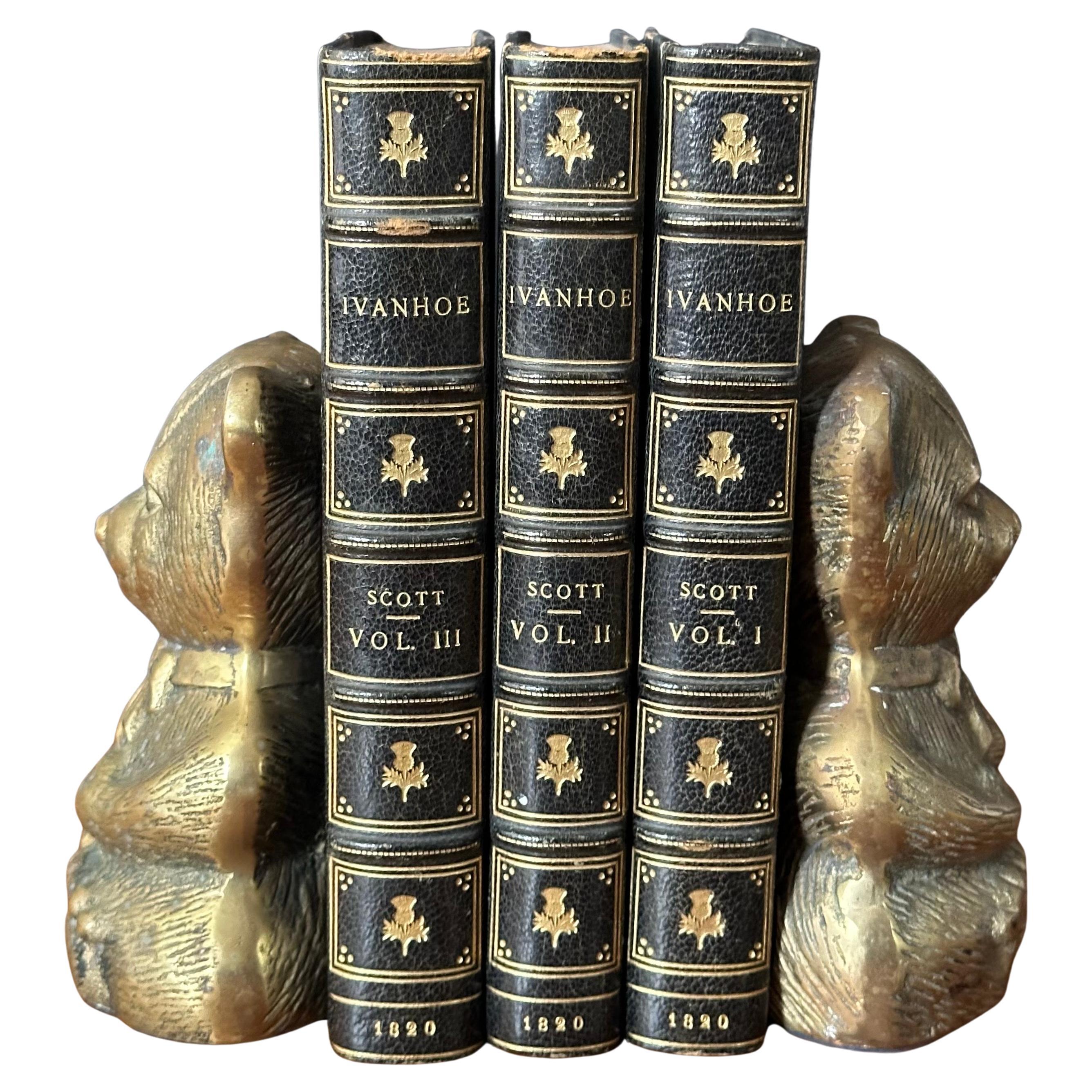 Pair of Vintage Brass Teddy Bear Bookends In Good Condition For Sale In San Diego, CA
