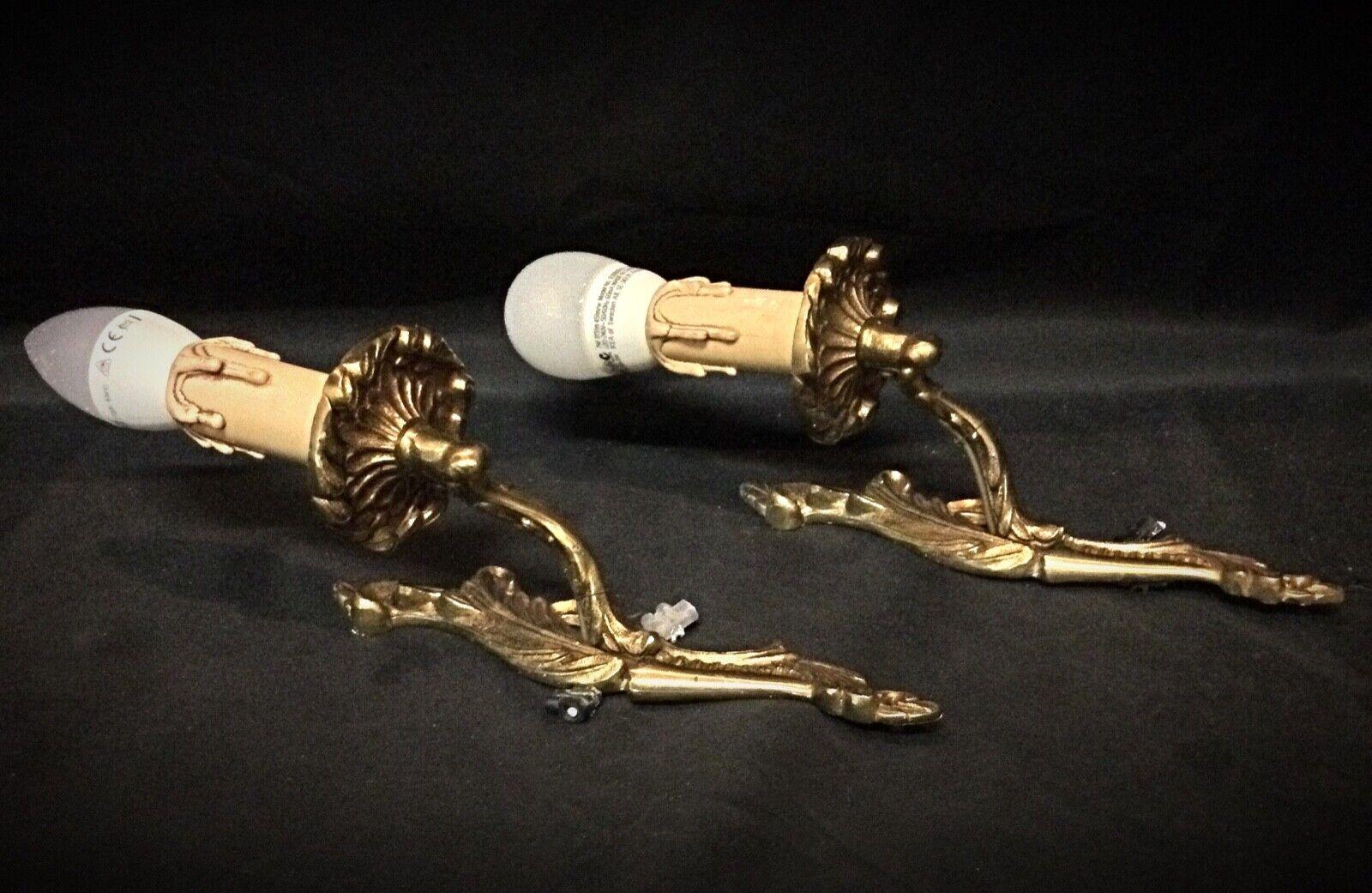 Stile impero Pair of Vintage Brass Wall Sconces – Classic Design - 2Y60 in vendita