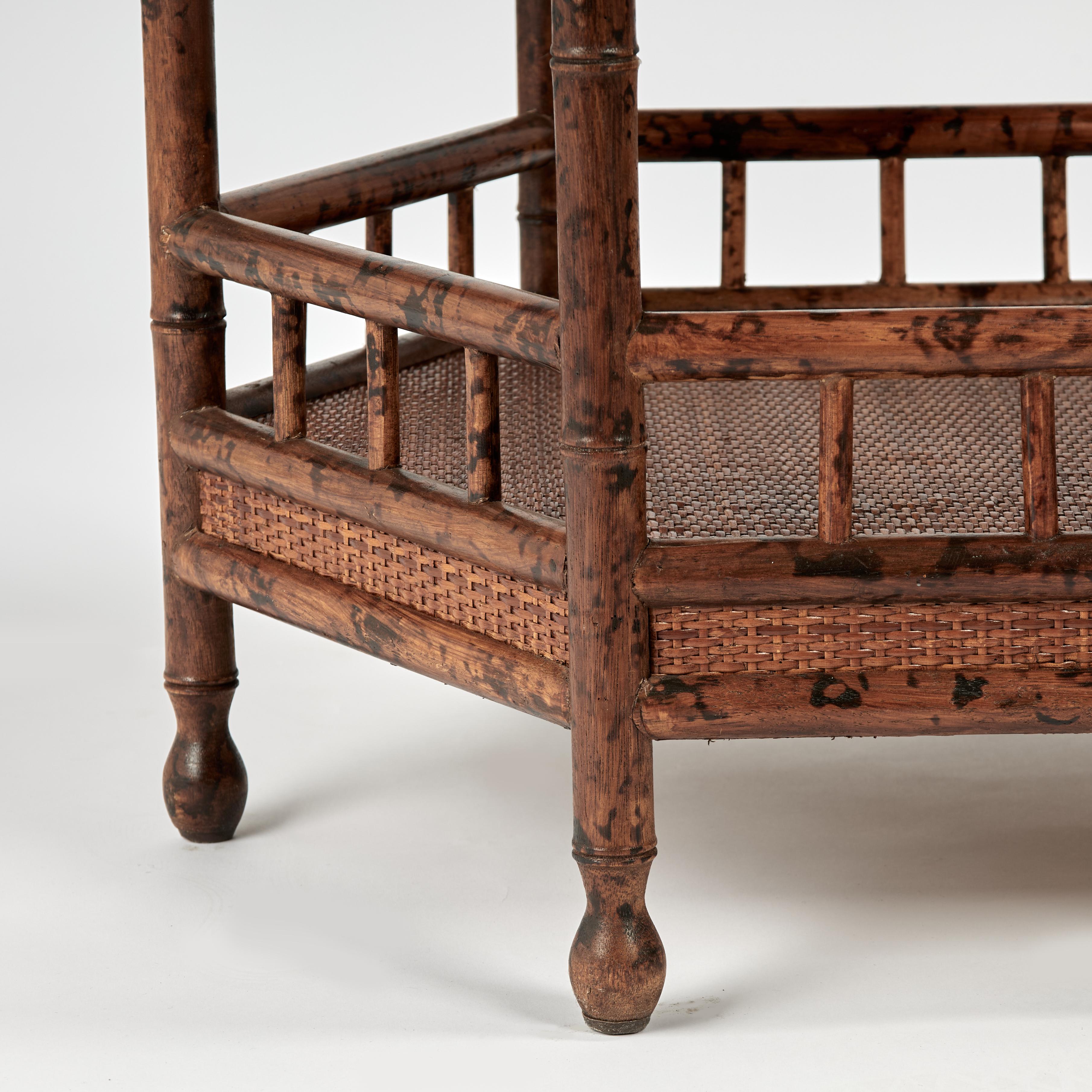 20th Century Pair of Vintage British Colonial Style Faux Bamboo and Grasscloth Stands For Sale