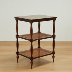Pareja de soportes de tres niveles de estilo British Colonial Vintage