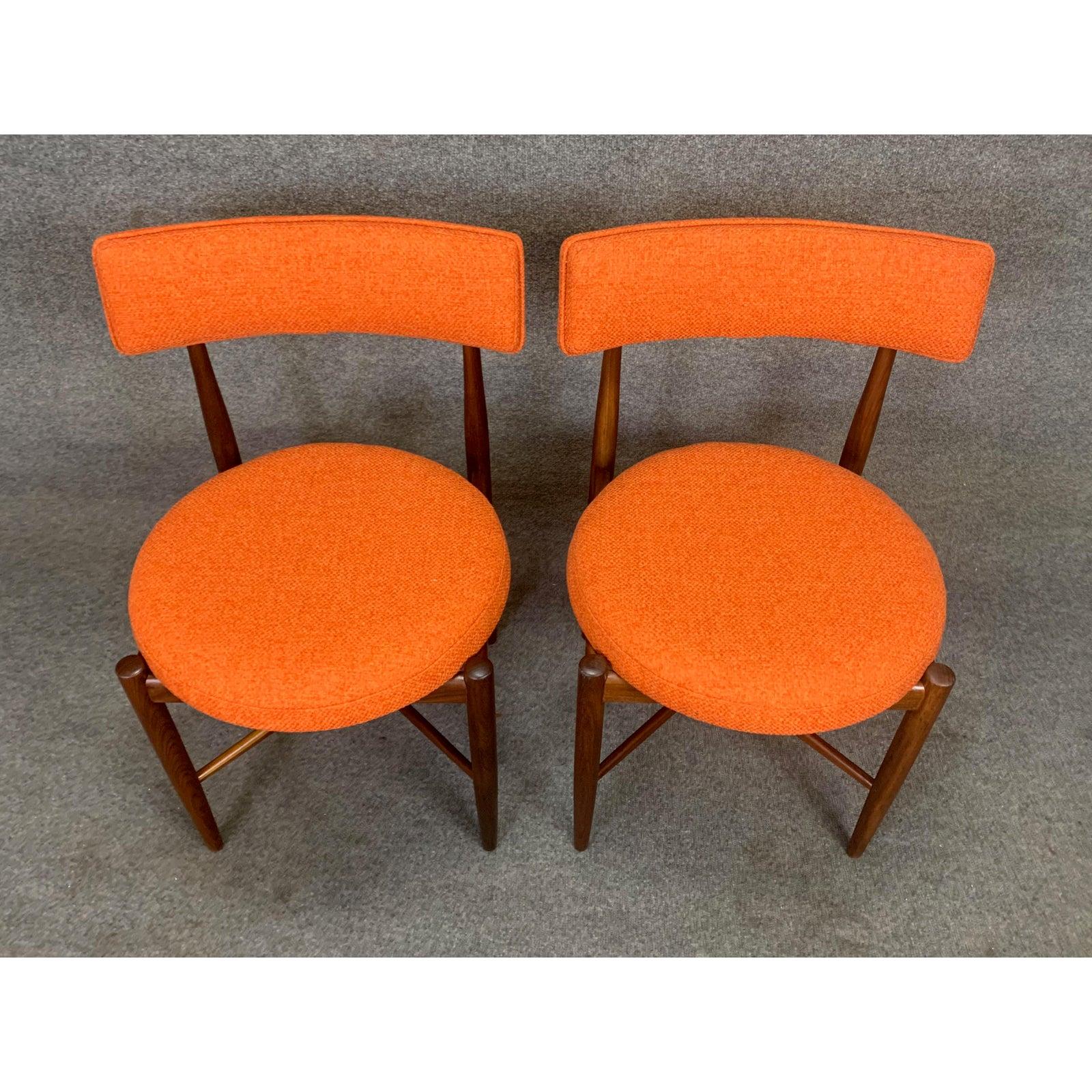 English Pair of Vintage British Mid-Century Modern Teak Accent Chairs by G Plan For Sale