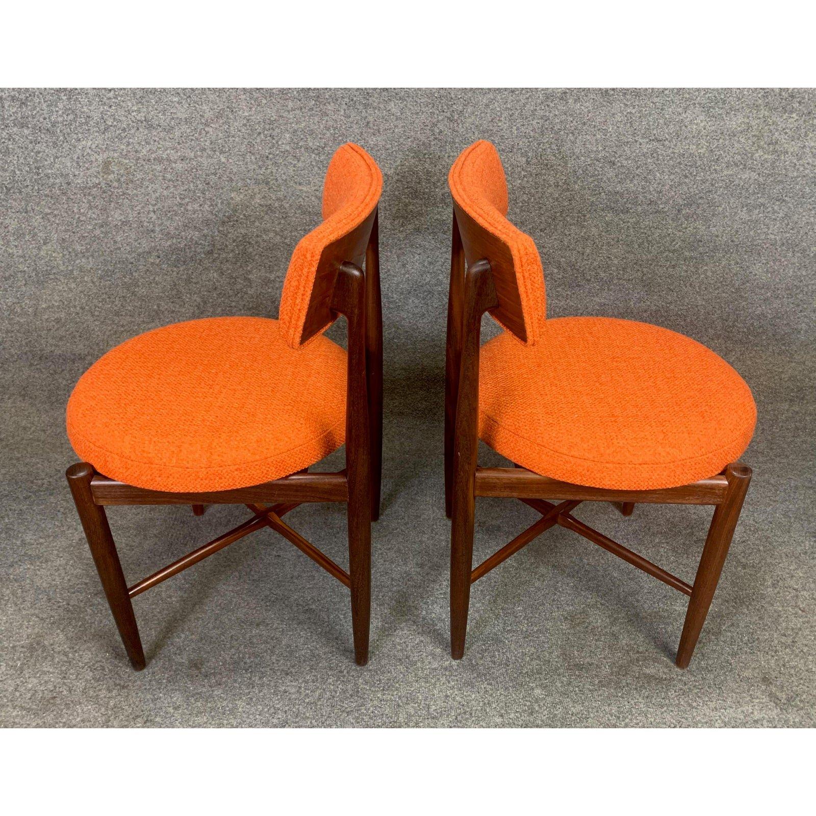 Pair of Vintage British Mid Century Modern Teak Accent Chairs by G Plan 1