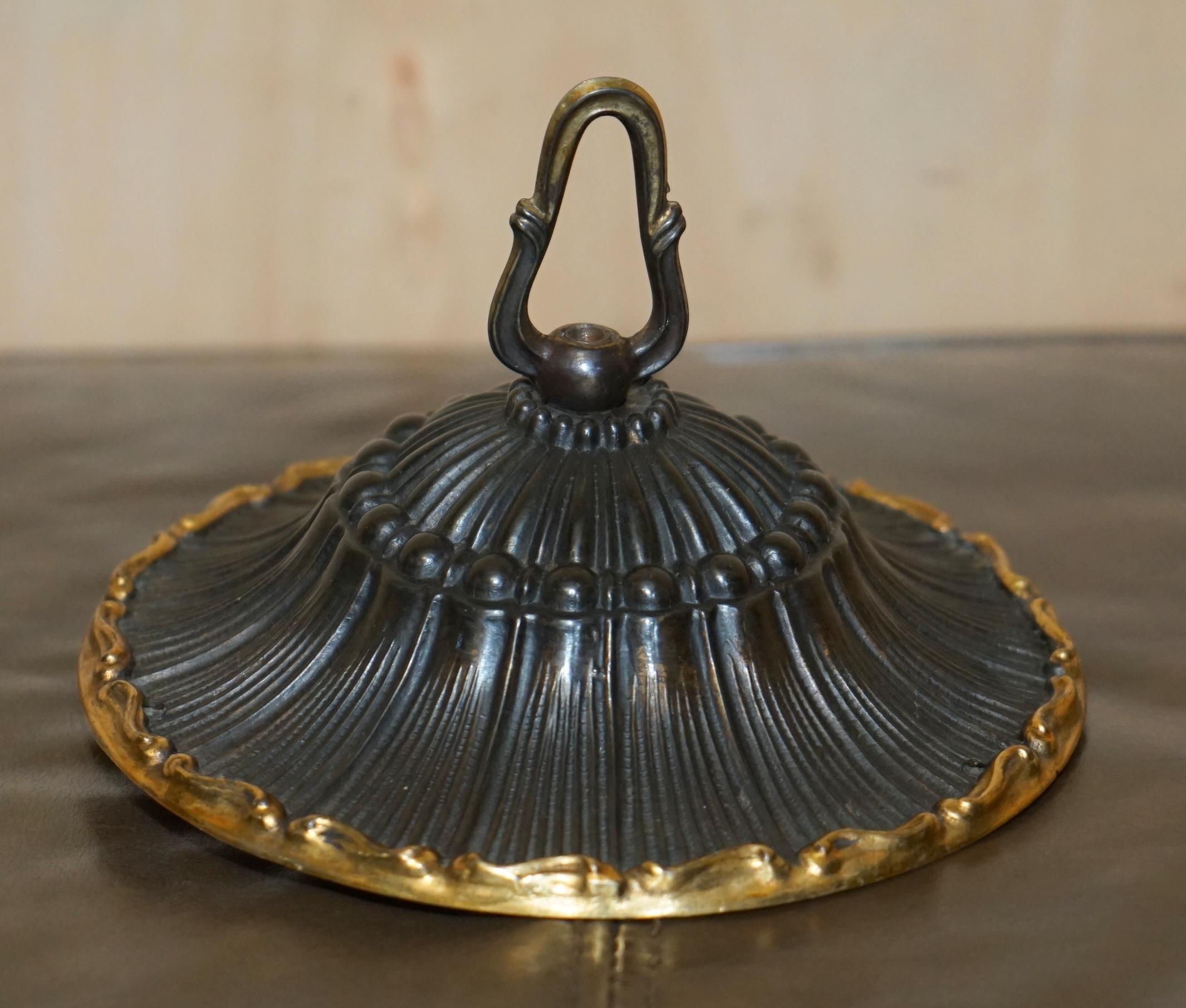 Bronzo COPPIA DI GANCI PER LUCI A SOFFITTO E A CAMPANILE IN BRONZO E OTTONE d'epoca in vendita
