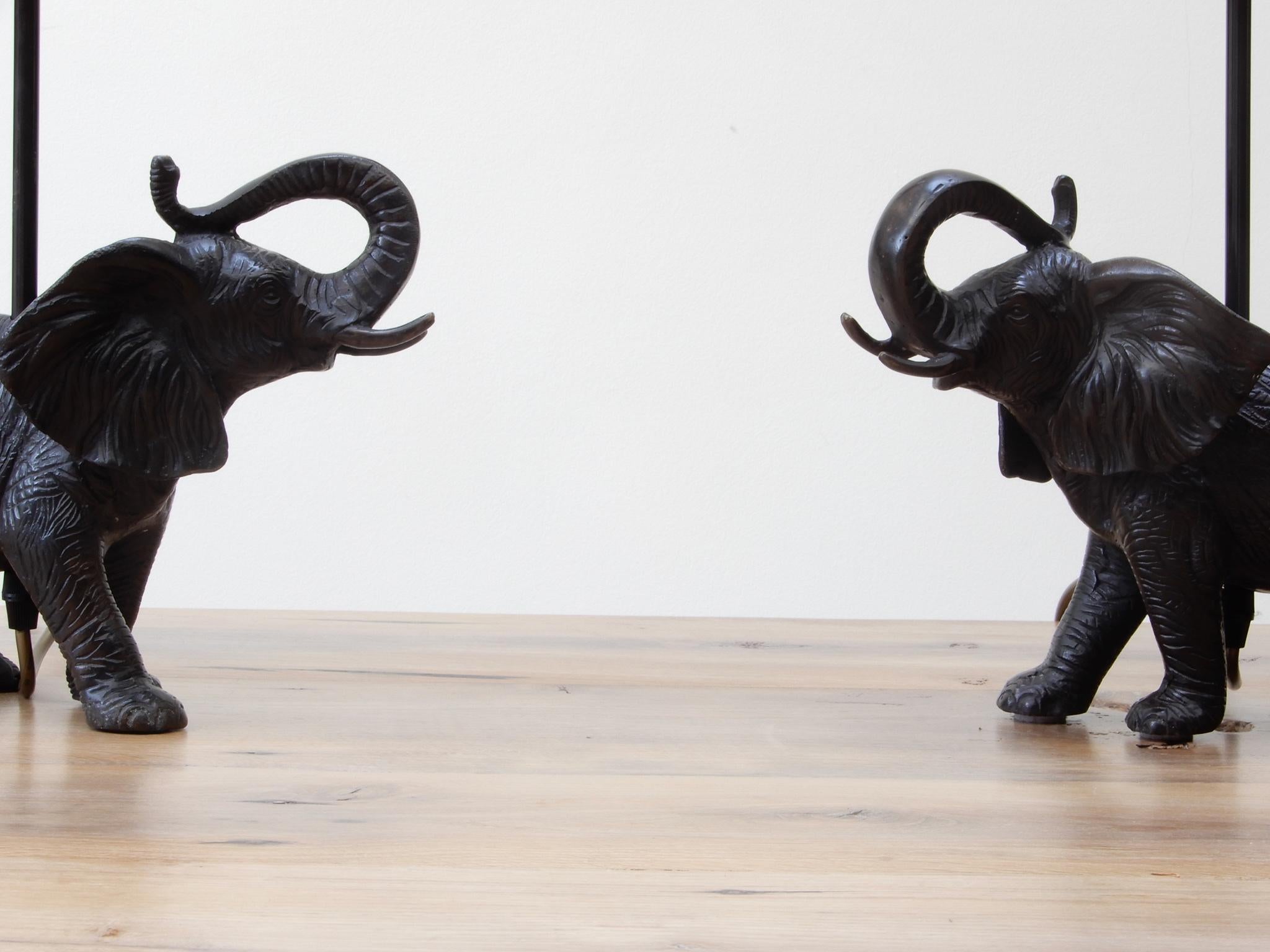 Pair of Vintage Bronze Black Patina Elephant Lamps In Good Condition For Sale In London, GB