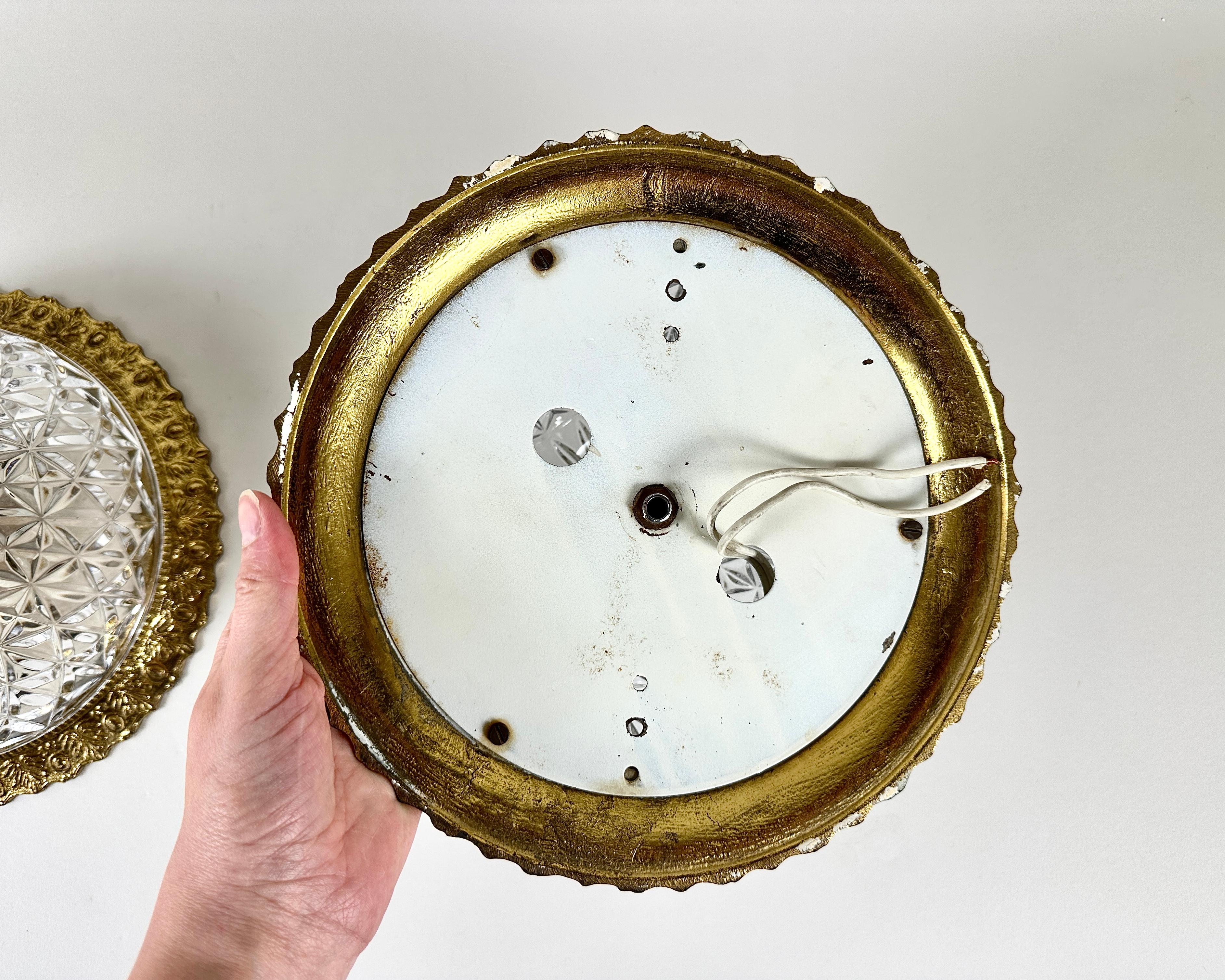 Coppia di lampade lampadario in bronzo e cristallo d'epoca - Illuminazione elegante in vendita 2