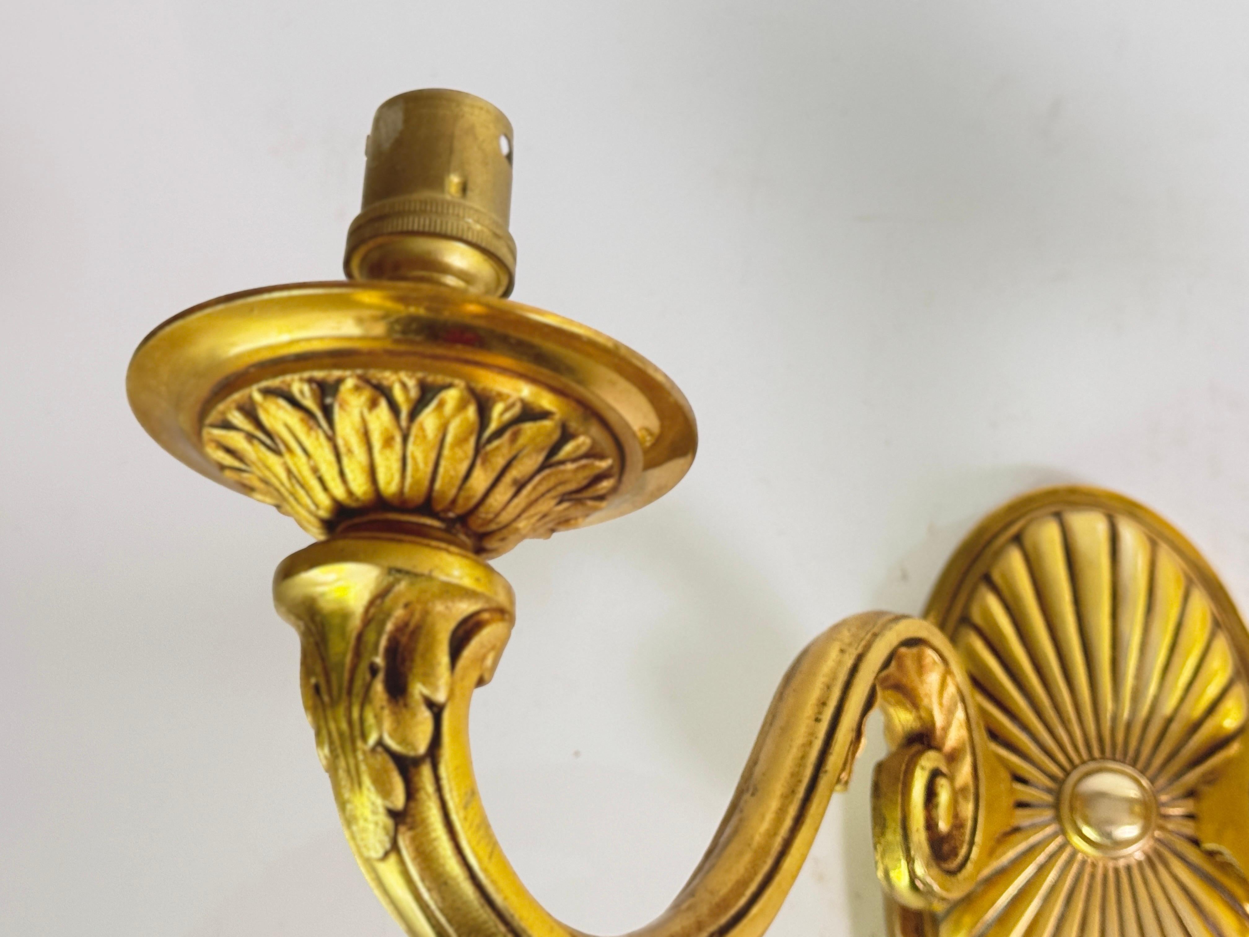 XX secolo Coppia di sconsigliere francesi in bronzo d'epoca color oro 20° secolo in vendita