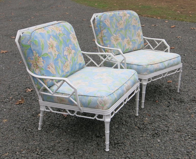 Pair of Vintage Brown Jordan Calcutta Aluminium Lounge Chairs For Sale