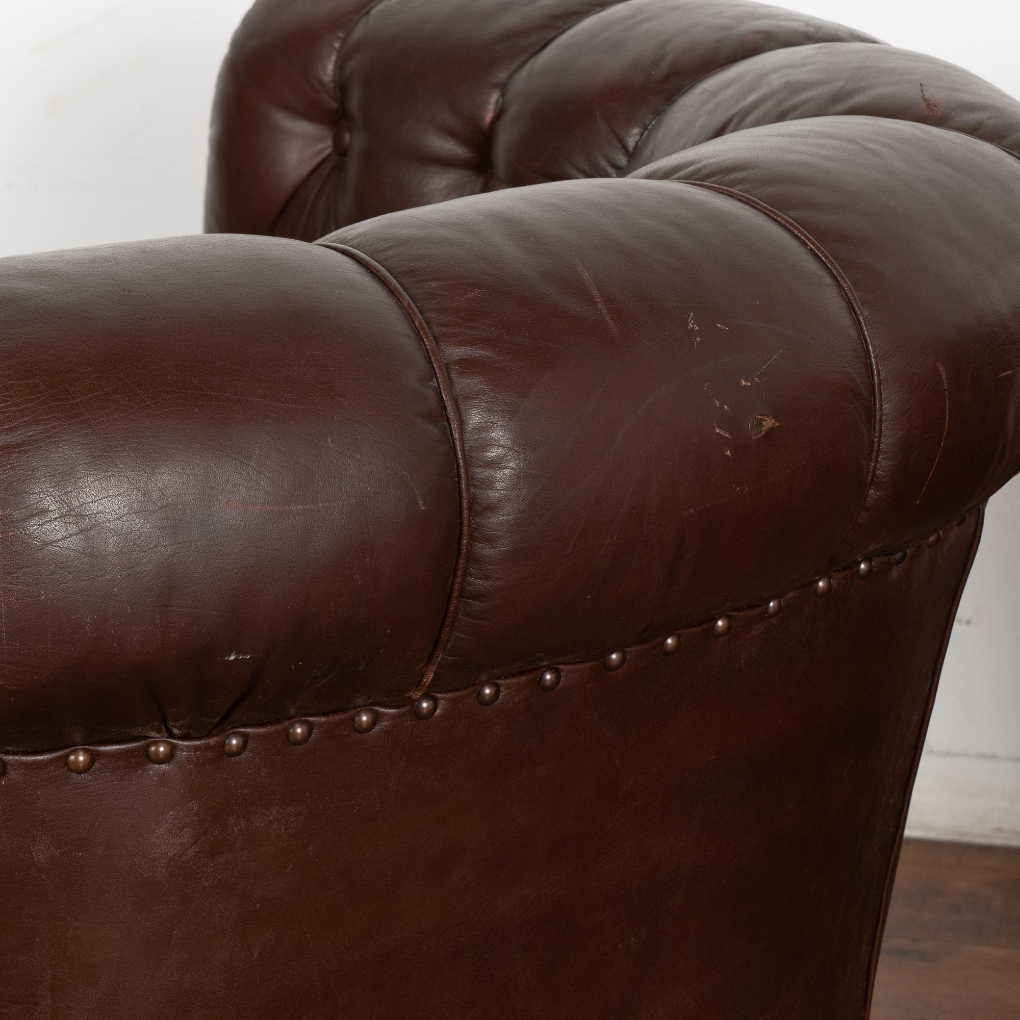 Pair of Vintage Brown Leather Club Chairs, England circa 1940 4
