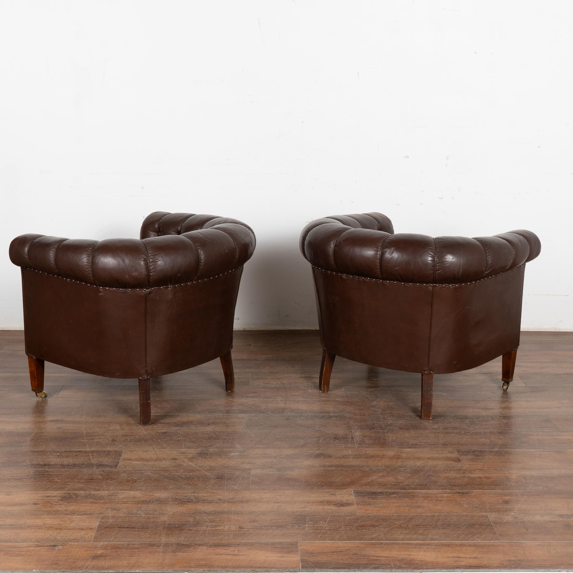 Pair of Vintage Brown Leather Club Chairs, England circa 1940 6