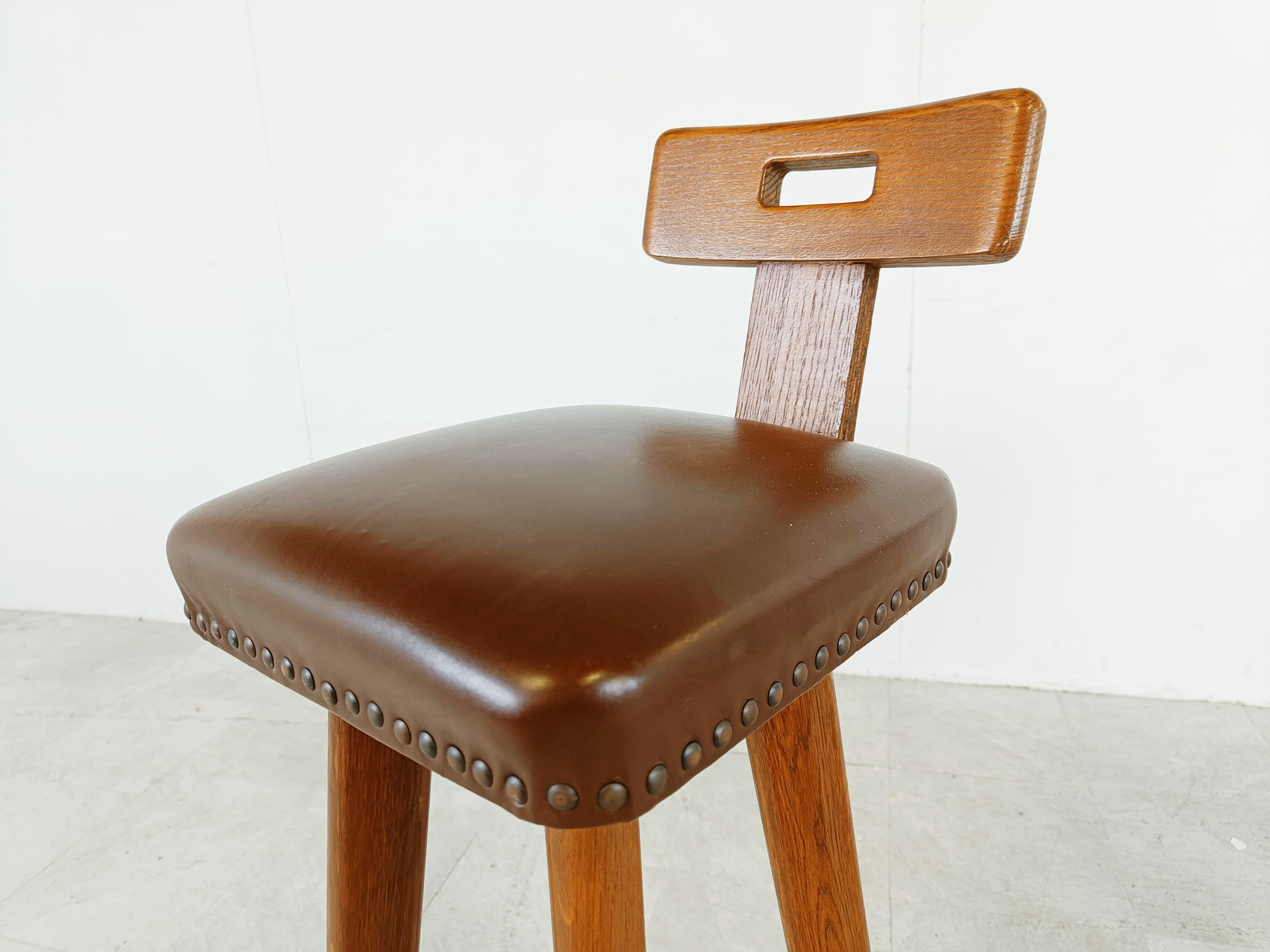 Wood Pair of vintage brutalist bar stools, 1960s For Sale