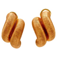 Pair of Vintage Buccellati Italy 18k Yellow Gold San Marco Earrings