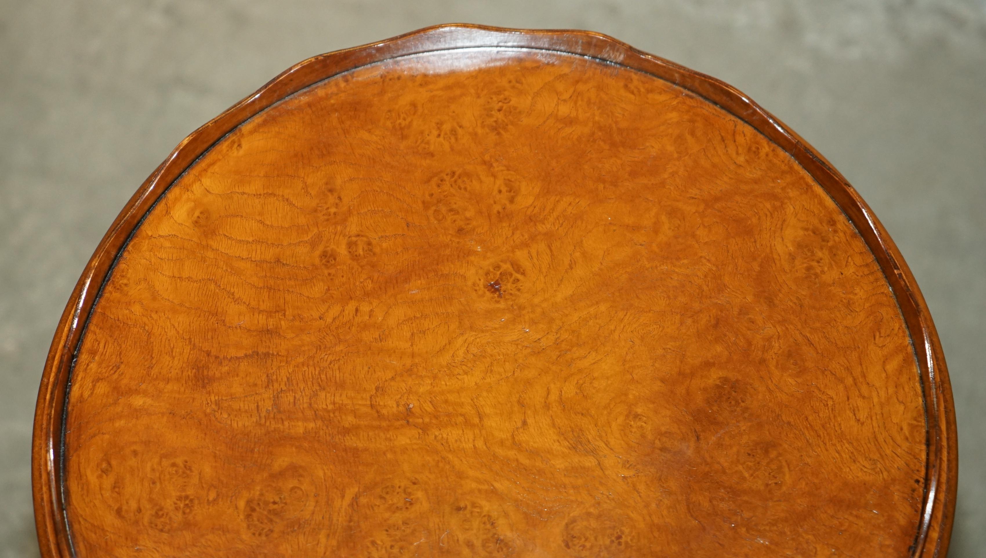 Hand-Crafted PAIR OF VINTAGE BURR WALNUT WiTH GALLERY RAILS SIDE END LAMP WINE TRIPOD TABLES For Sale