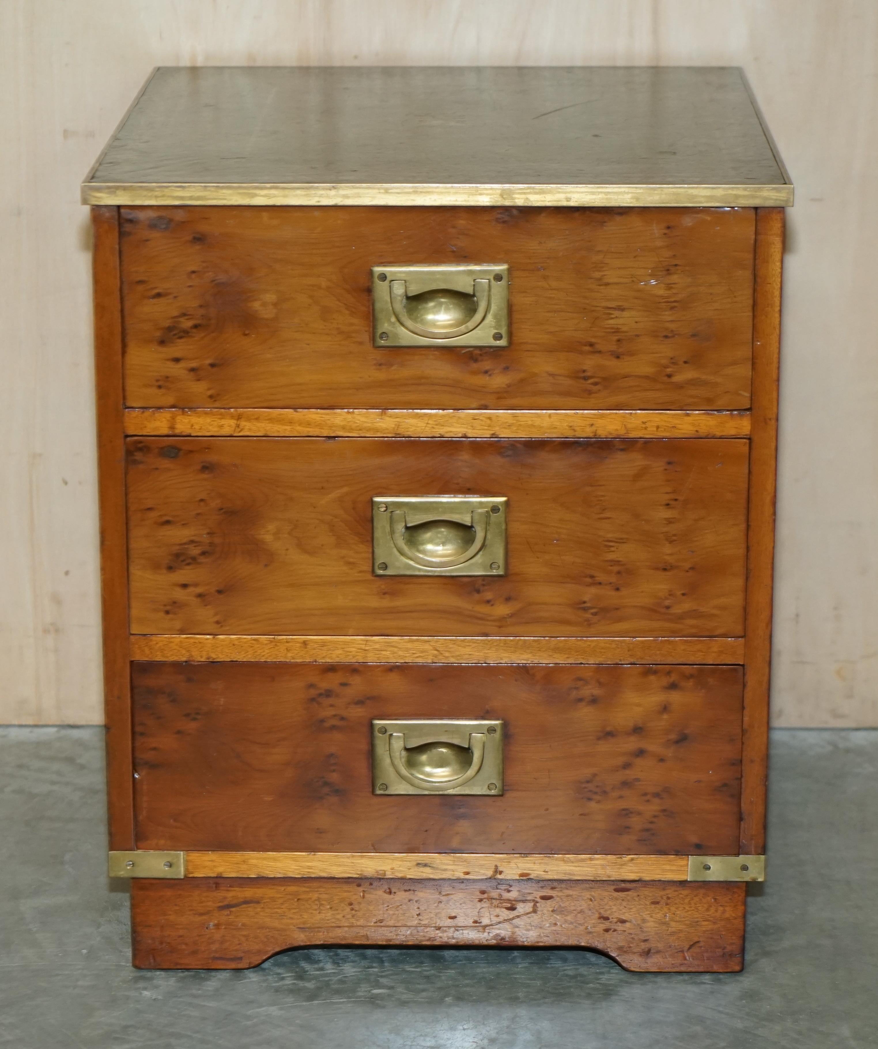 Pair of Vintage Burr Yew Wood Green Leather Military Campaign Nightstand Drawers For Sale 10