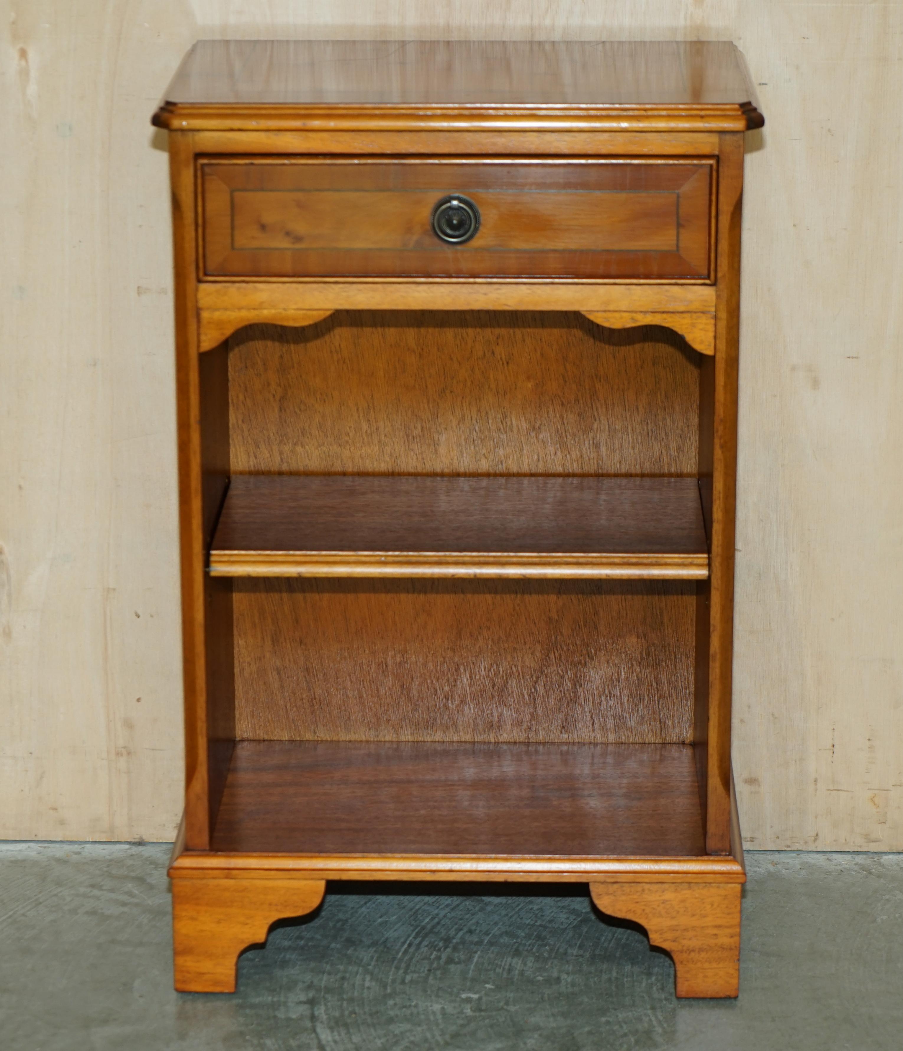 PAIR OF VINTAGE BURR YEW WOOD LAMP SiDE END WINE TABLES OPEN BOOKCASES For Sale 7