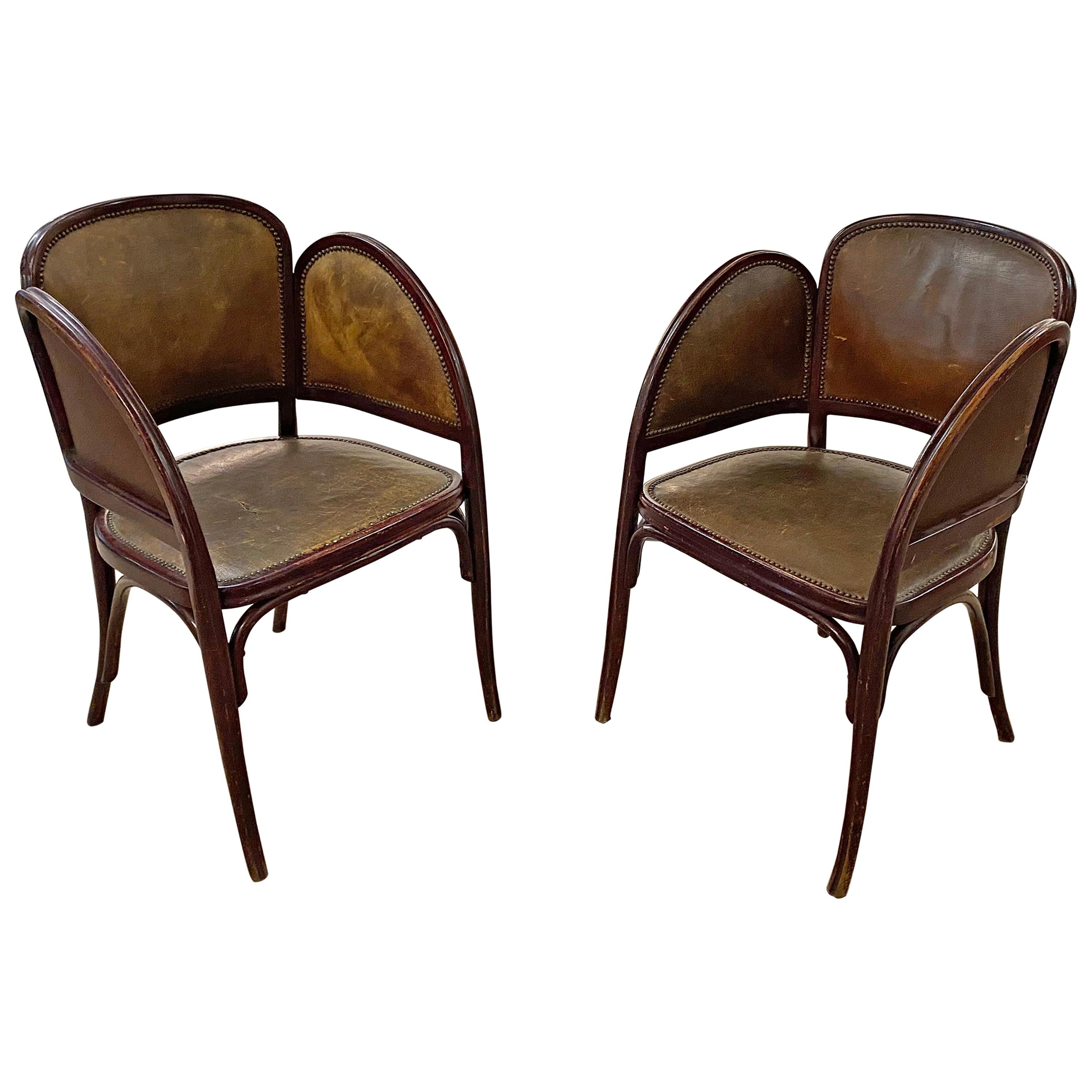 Pair of Vintage "Cafés" Chairs Signed Thonet