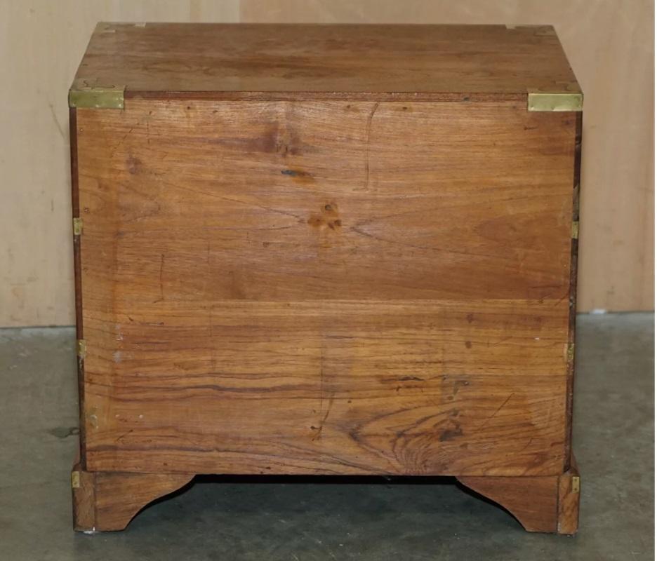 PAR DE CAMARAS MILITARES DE MADERA DE CAMPAÑA DE ÉPOCA MESA DE LADO DE LA CAMA MESA DE LADO DE LA NOCHE ESCRITORIOS en venta 3