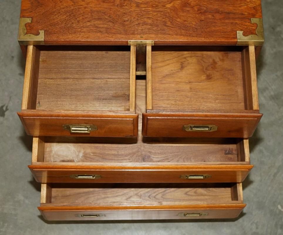 PAR DE CAMARAS MILITARES DE MADERA DE CAMPAÑA DE ÉPOCA MESA DE LADO DE LA CAMA MESA DE LADO DE LA NOCHE ESCRITORIOS en venta 5