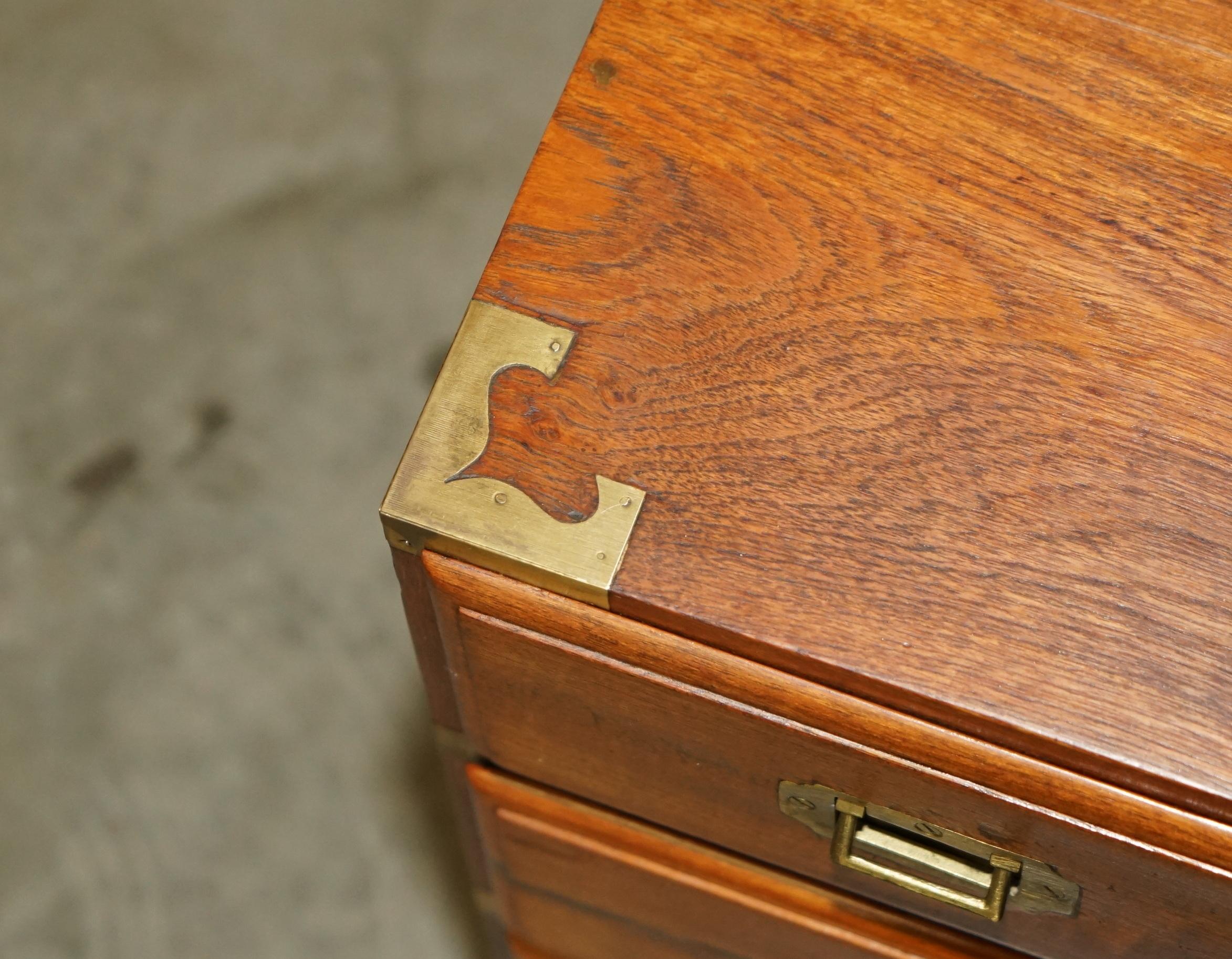 Brass PAIR OF VINTAGE CAMPHOR WOOD MILITARY CAMPAIGN BEDSIDE TABLE NIGHTSTAND DRAWERs For Sale