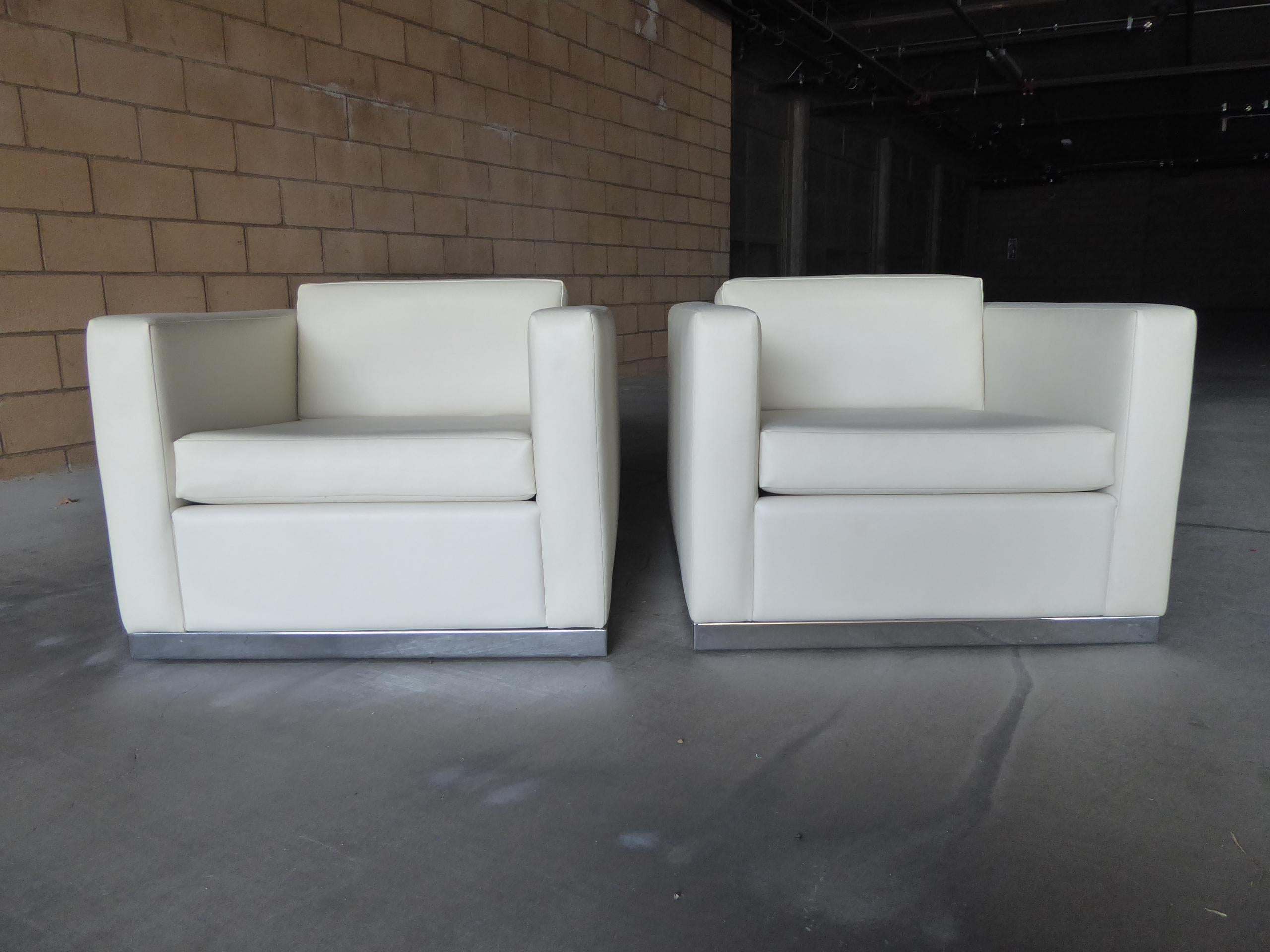 Plated Pair of Vintage Canadian Cube Chairs For Sale