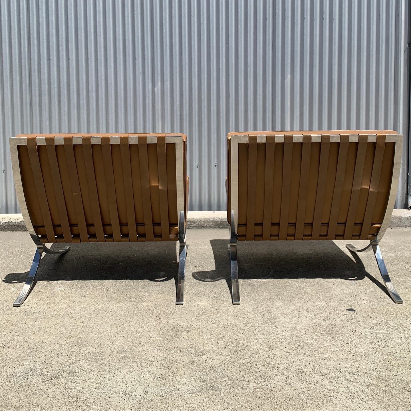 Paar Barcelona-Stühle aus Karamell von Mies van der Rohe Knoll, 1970er Jahre im Zustand „Gut“ im Angebot in Danville, CA