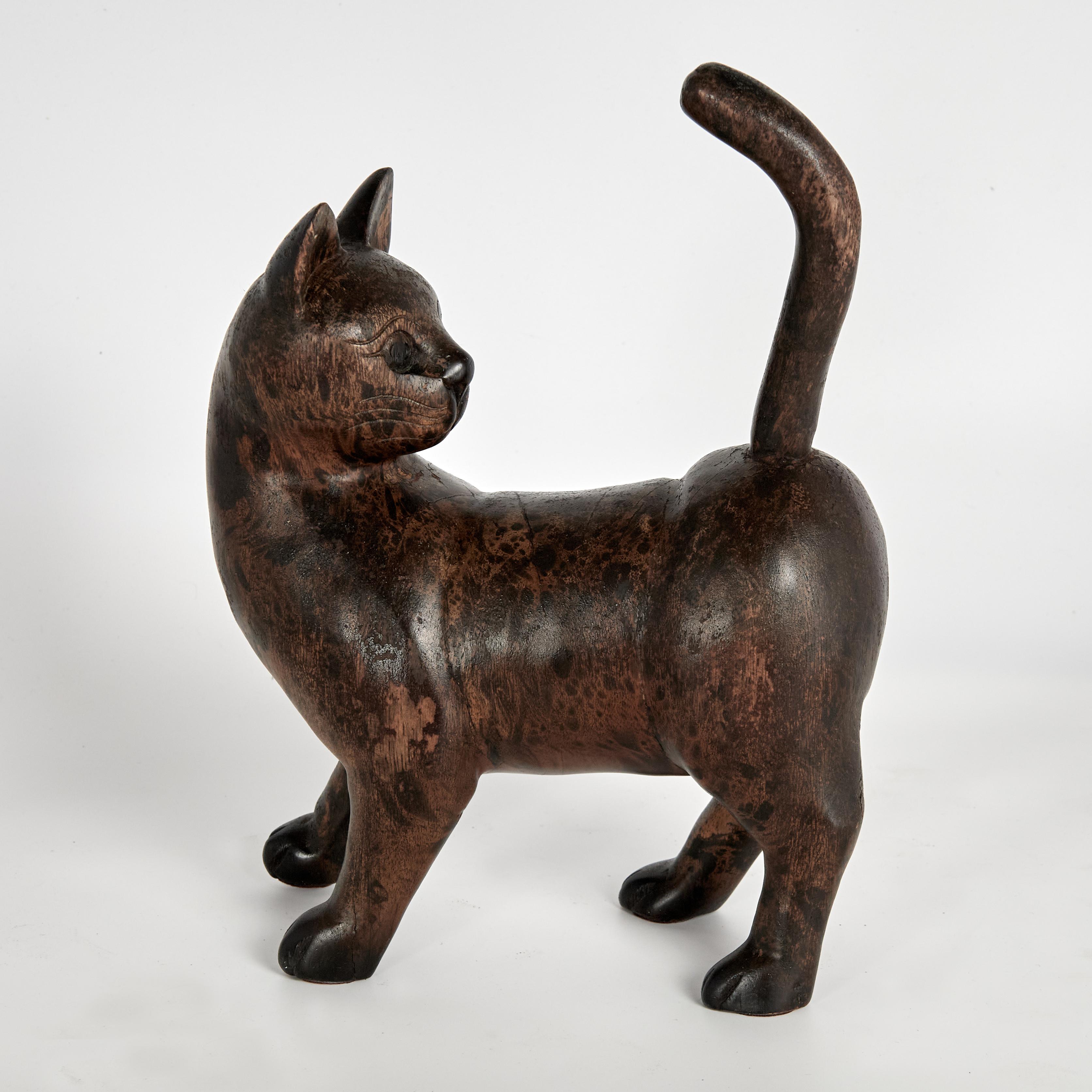 Coppia di gatti vintage intagliati in Wood In condizioni buone in vendita a Palm Beach, FL