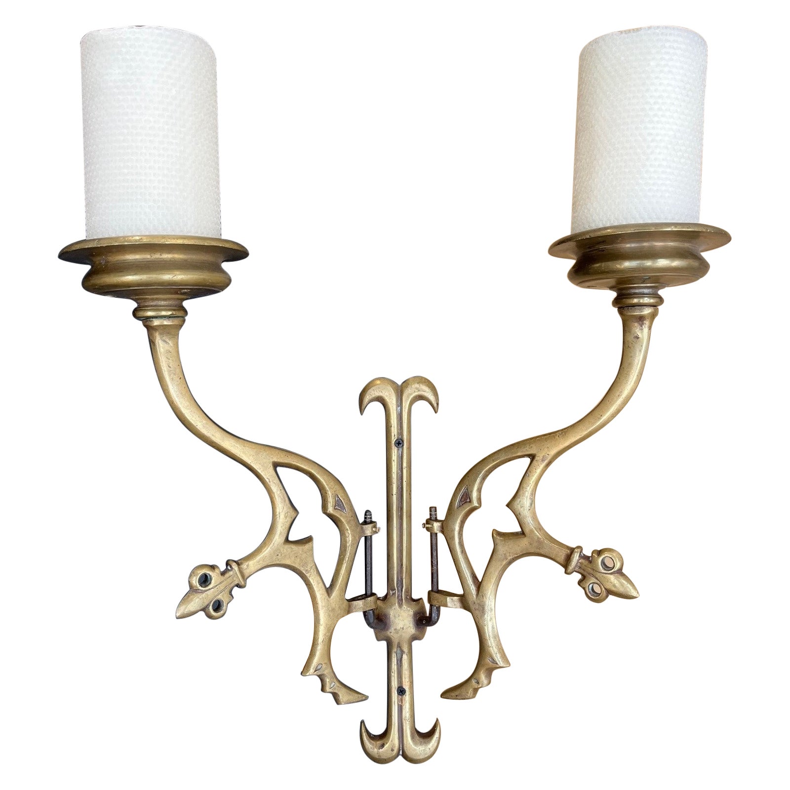 Pareja De Candelabros De Latón Fundido Vintage, Apliques De Pared en venta