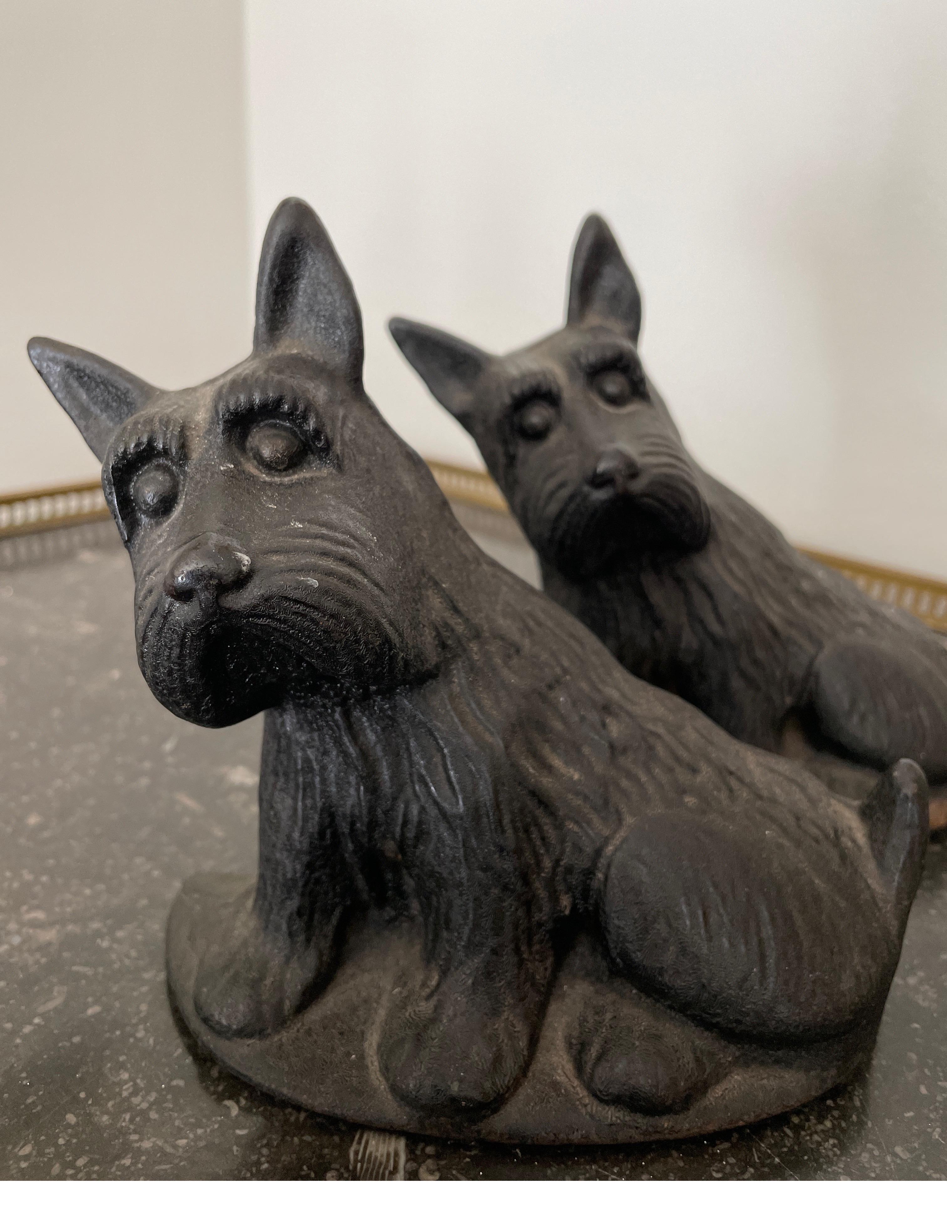 English Pair of Vintage Cast Iron Scottie Book Ends For Sale