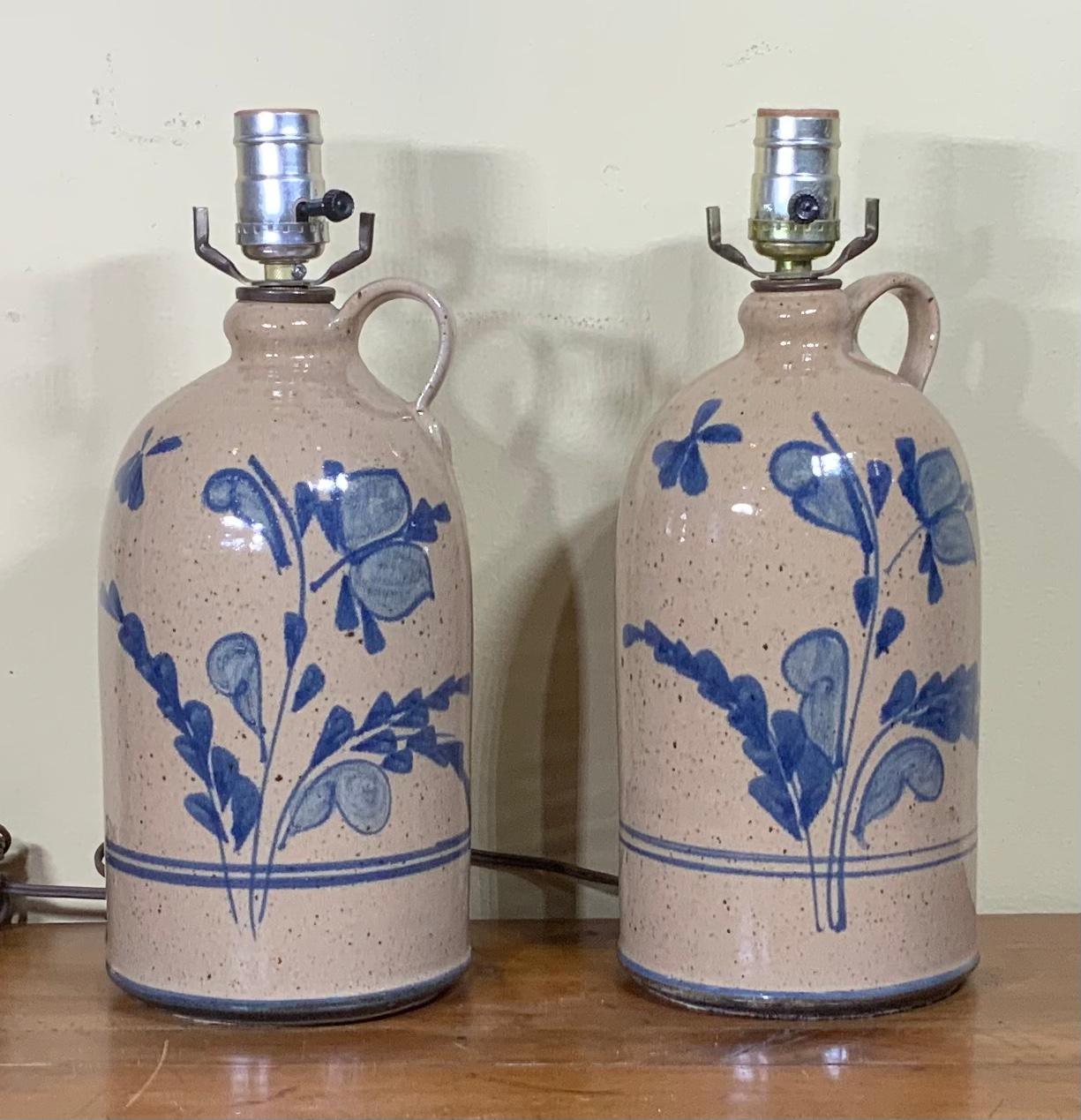 Pair of Vintage Ceramic Bottle Table Lamps 20th C In Good Condition In Delray Beach, FL