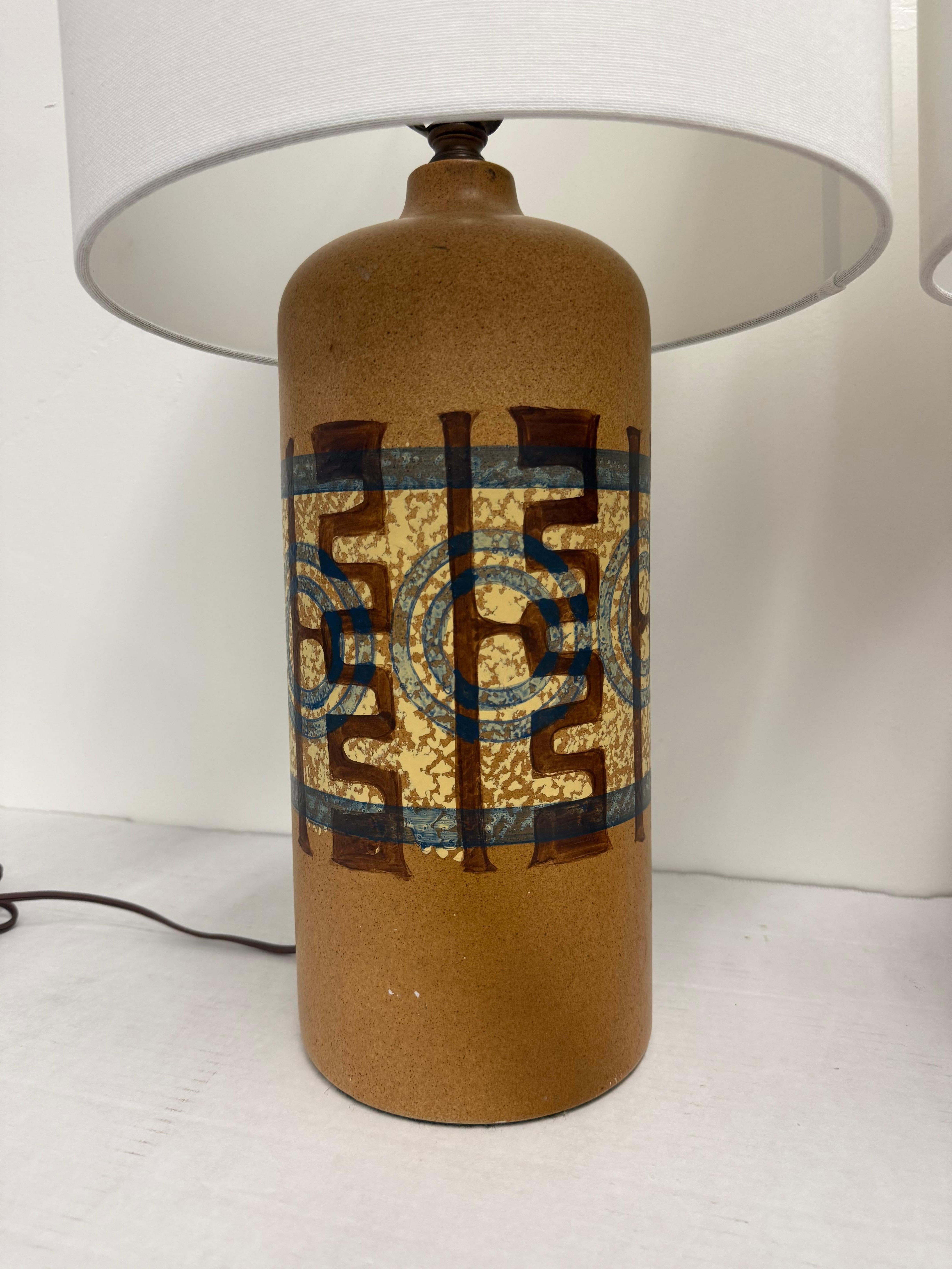 Paire de lampes en céramique vintage d'Elspeth Cohen pour Lapid  MCM Studio Pottery Bon état - En vente à Seattle, WA